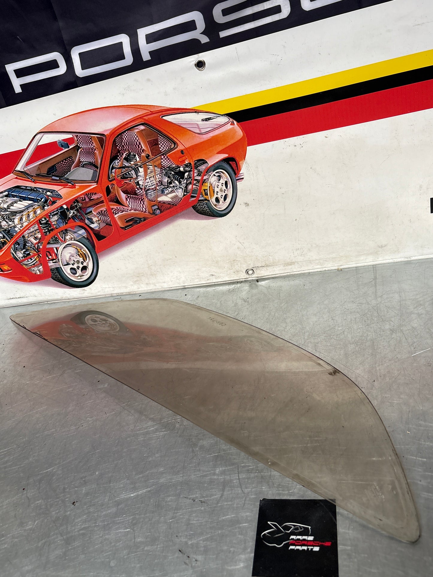 Porsche 928 rear quarter side glass, brown right, 92854310408 used