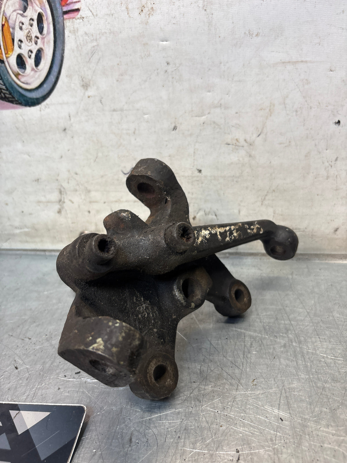 Porsche 928 left steering spindle knuckle, used 92834105713