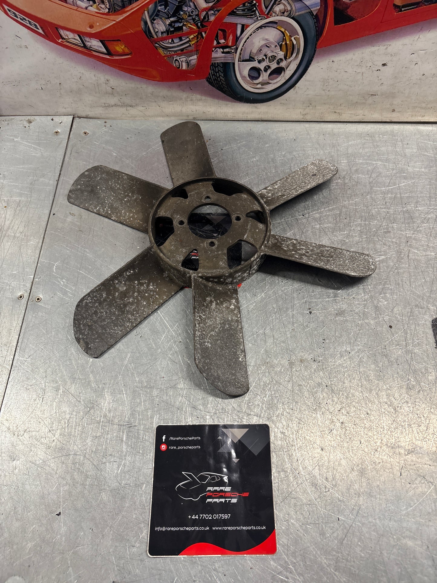 Porsche 928 early Engine cooling fan used 92810613701 / 1082051006
