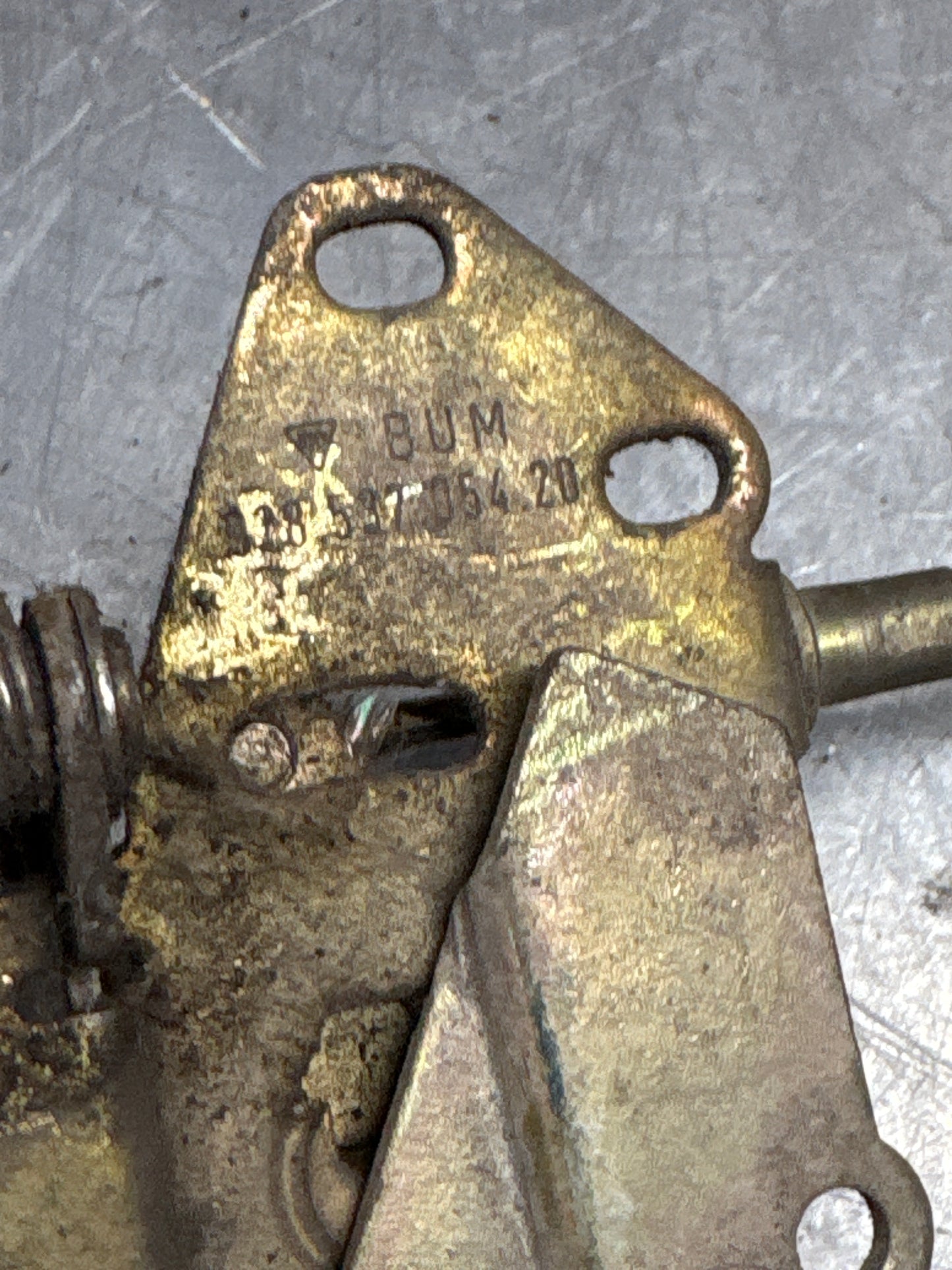 Porsche 928 Right door lock mechanism 92853705420 used