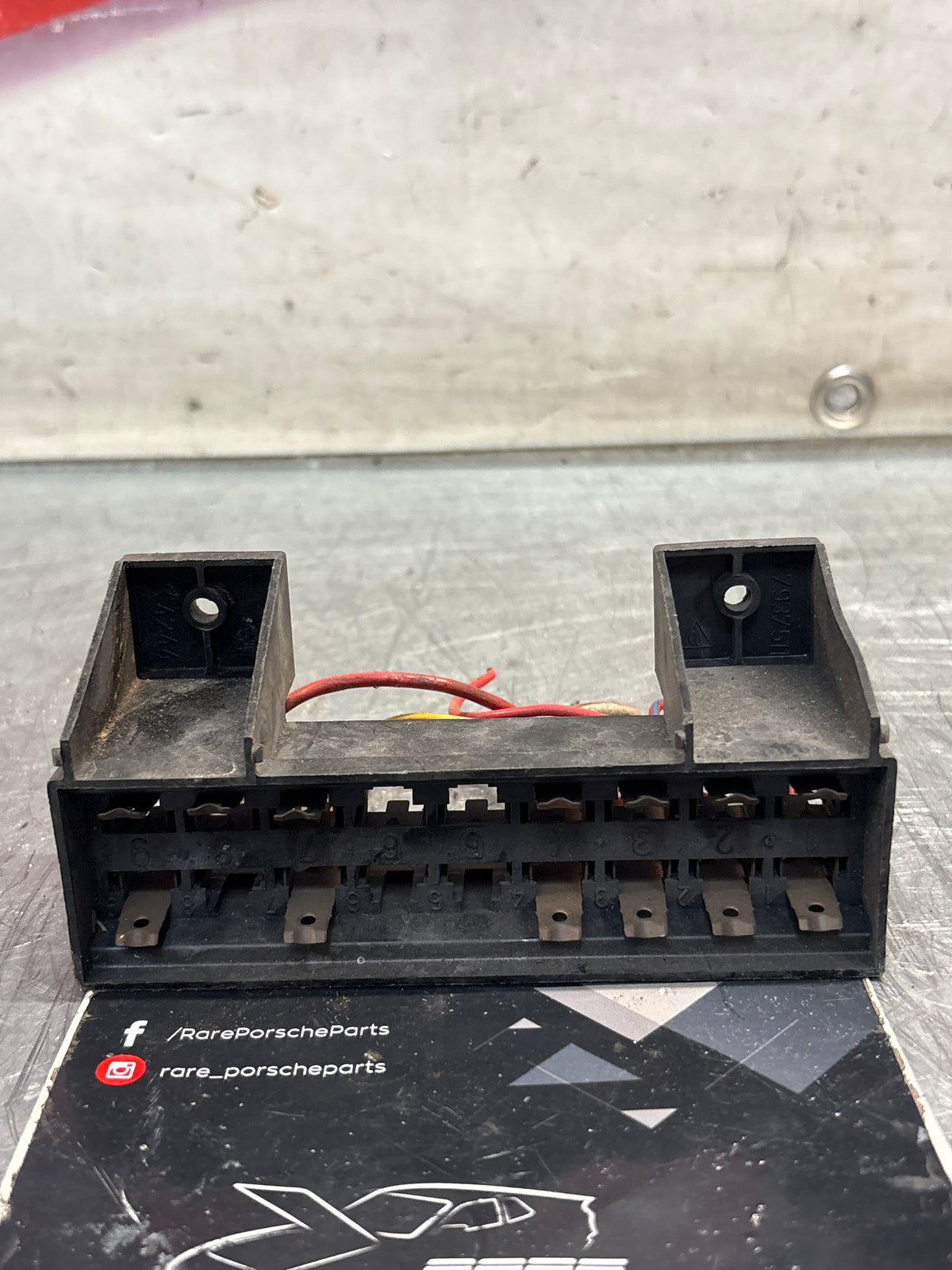 Porsche 924/944 auxiliary fuse board box 477937511 / 477 937 511 Used