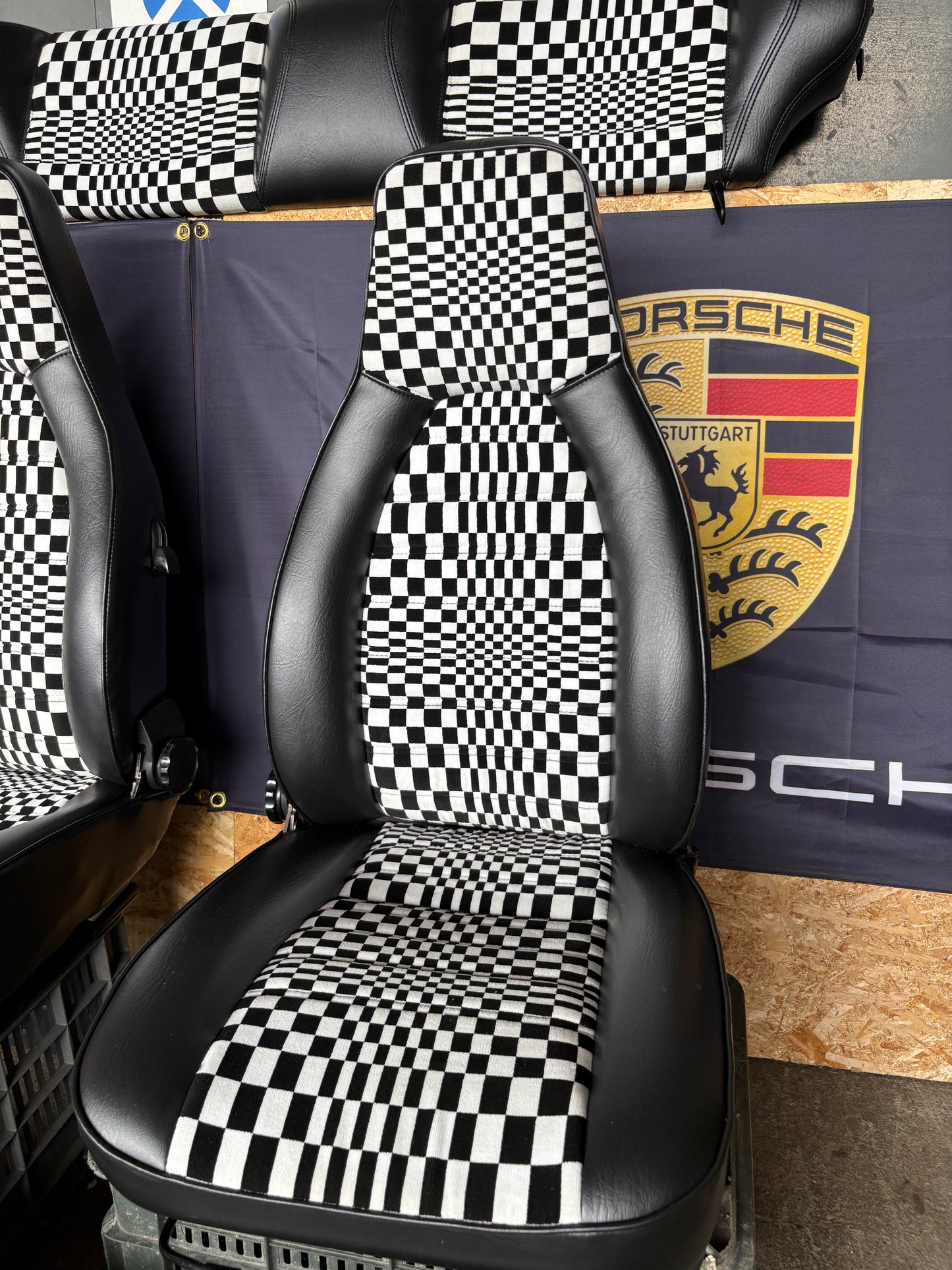 Porsche 924 944 set of seats, Pascha, refurbished, front and rear seats