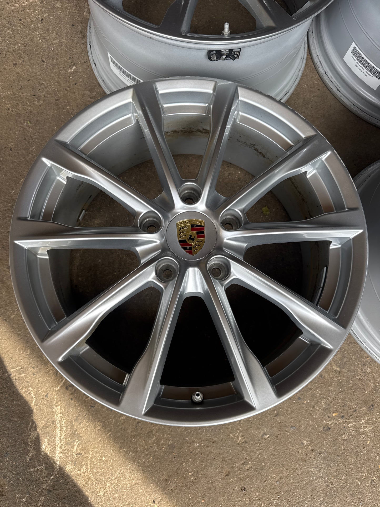 Set of Porsche Boxster 982 19” Wheels, used 982601025 982601025A