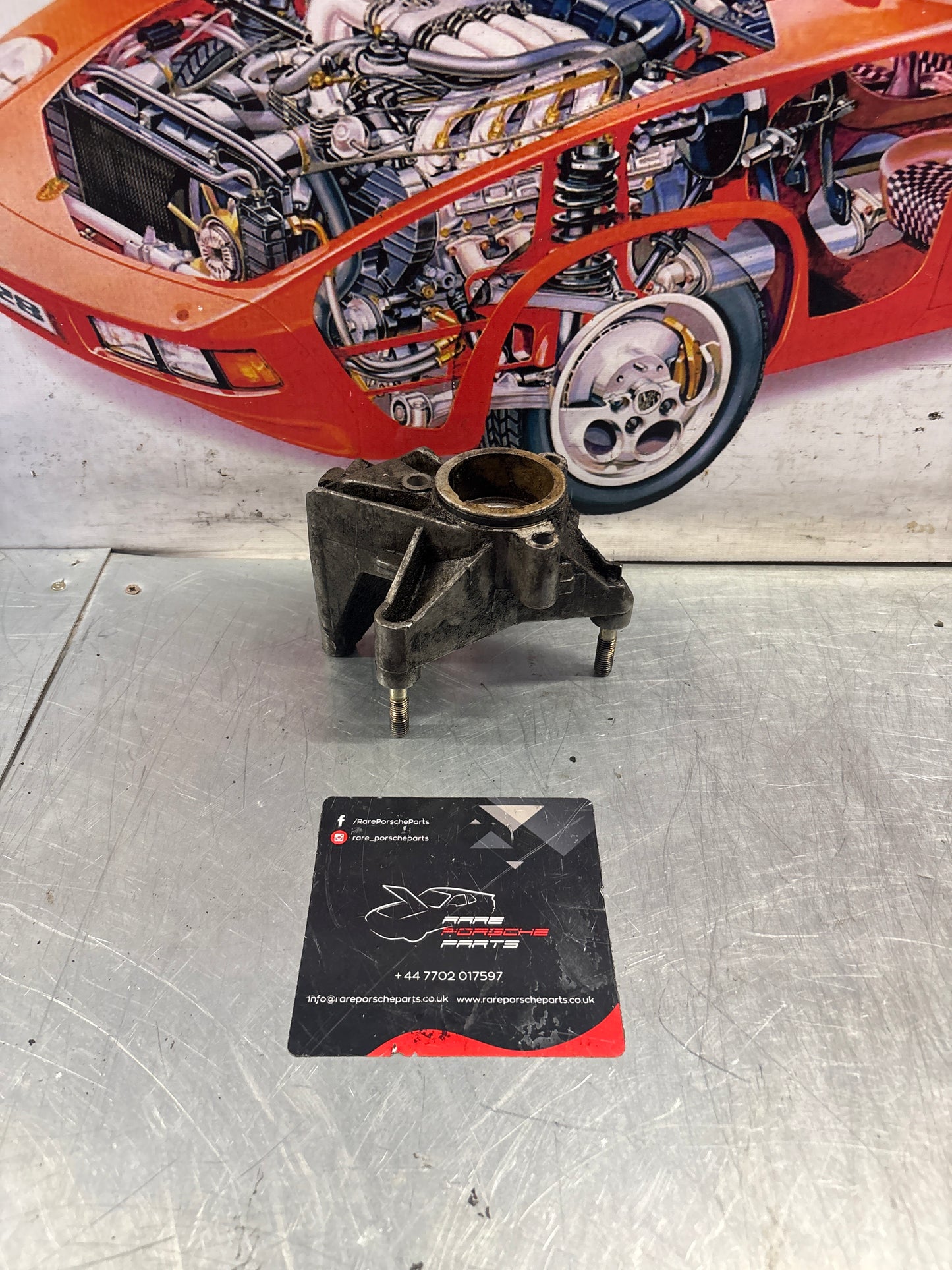 Porsche 944 924S lower balance shaft bracket / mount (no power steering) 944 101 042 00