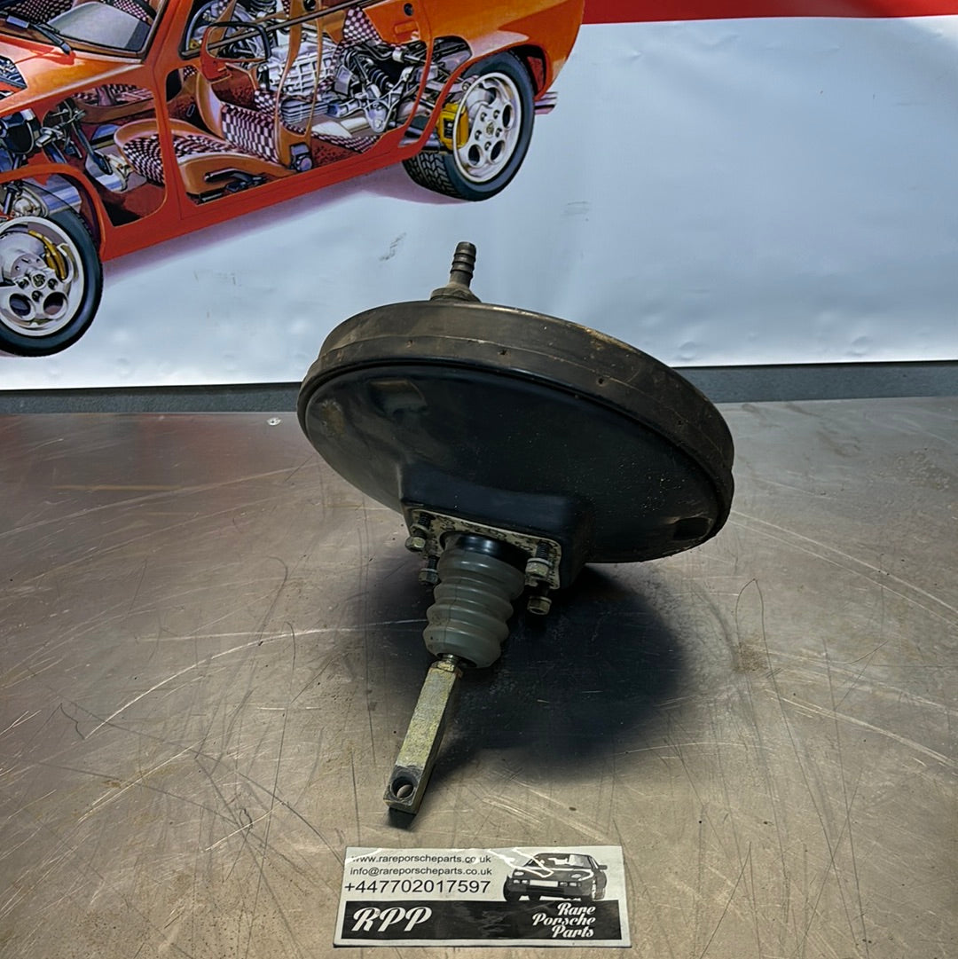 Porsche 928 brake booster, used 92835502504 Rare Porsche Parts