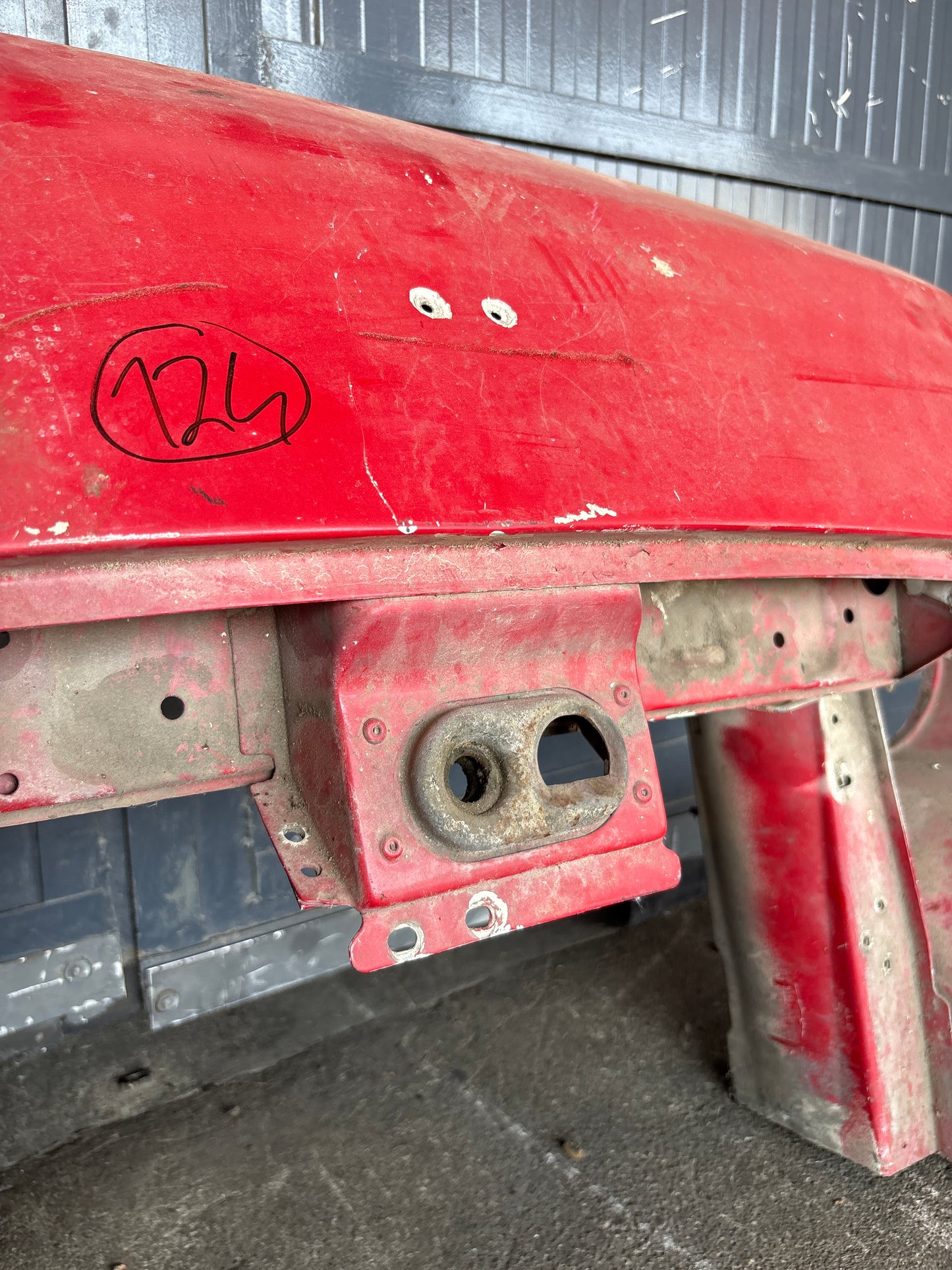 Porsche 924 Front end section cut 477805591