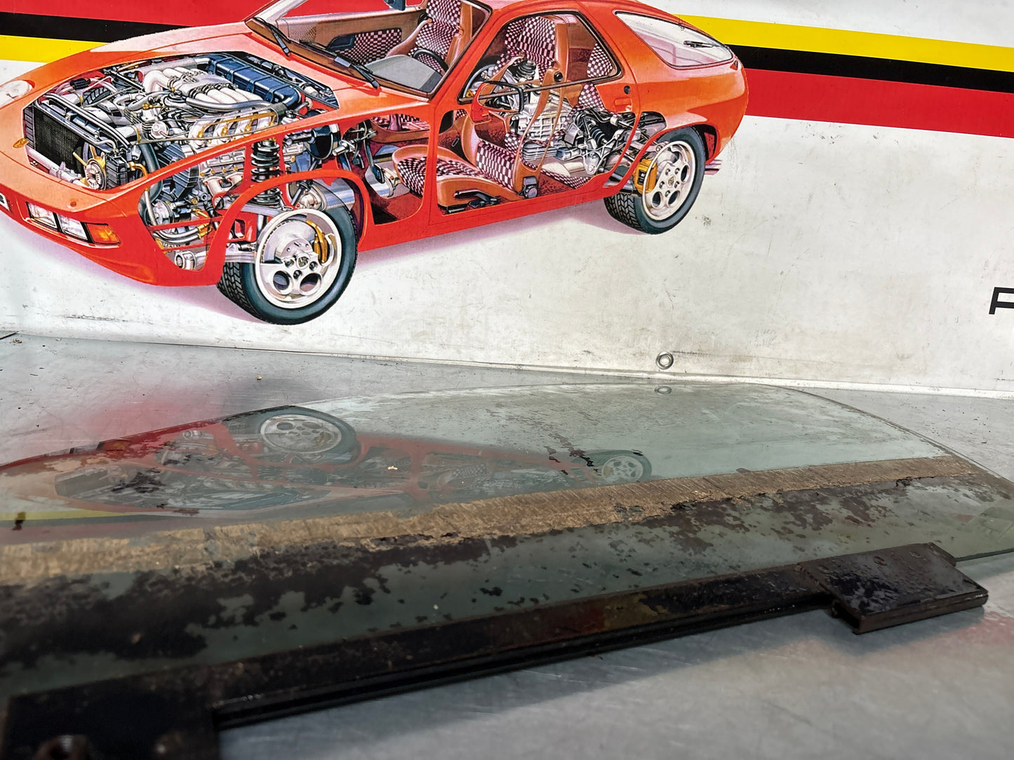 Porsche 944 Left side door glass, tinted green used 94454202301