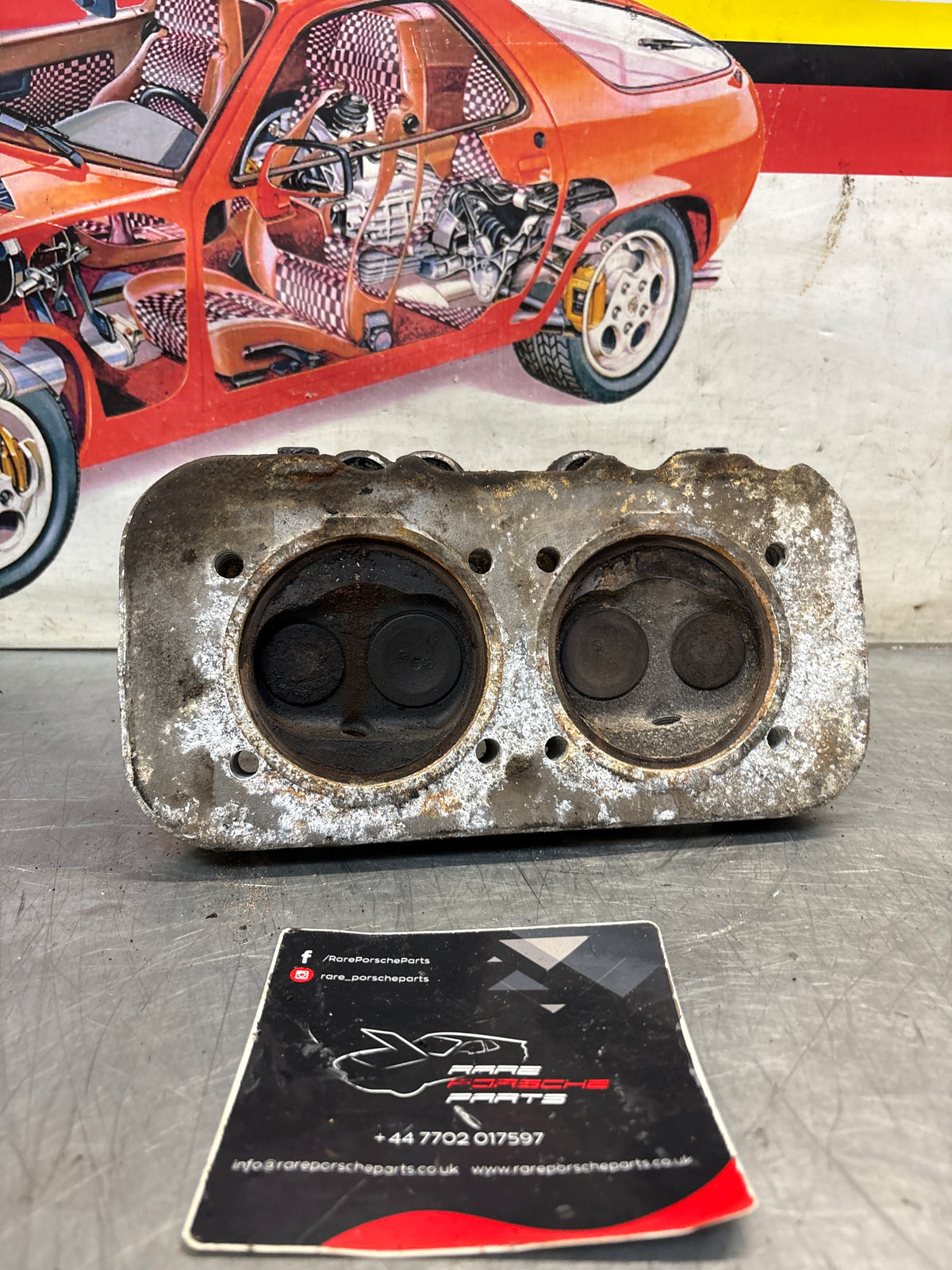Porsche 914, cylinder head, used 022101372