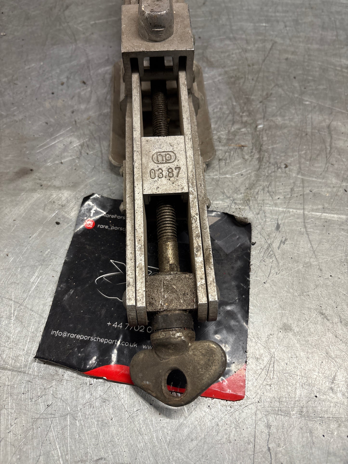 Porsche 944 / 944 Turbo spare tire jack lift, used