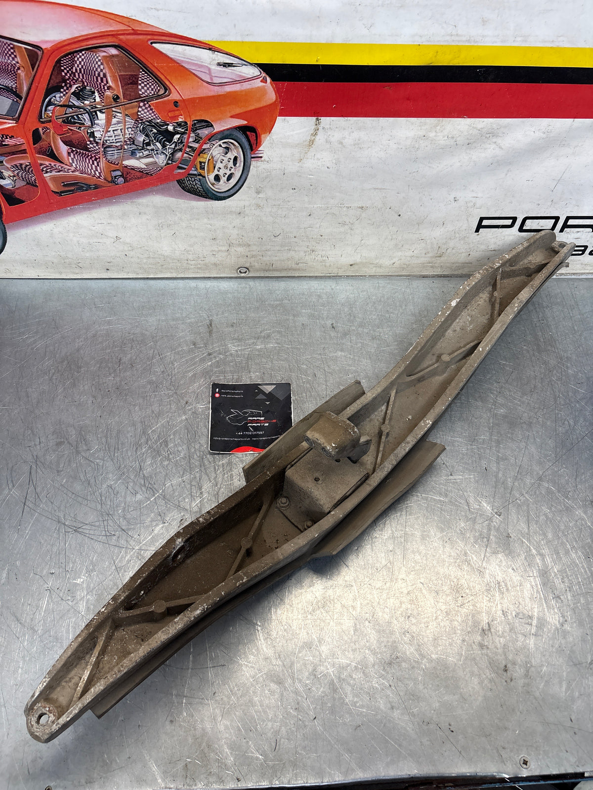 Porsche 968 transmission carrier, used 94437502406
