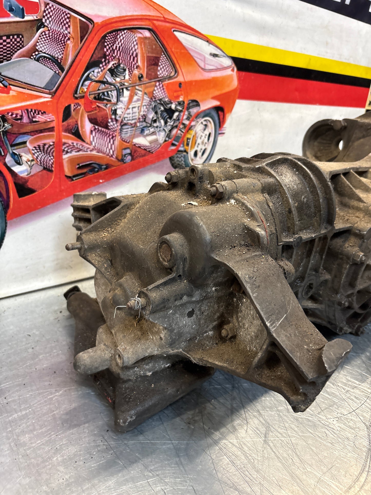 Porsche 914 transmission, used, for spares or repair unknown condition HA0034331