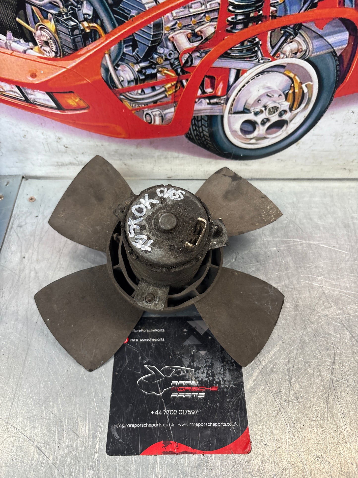Porsche 924 four blade radiator fan 477959455C / 94462402101 used