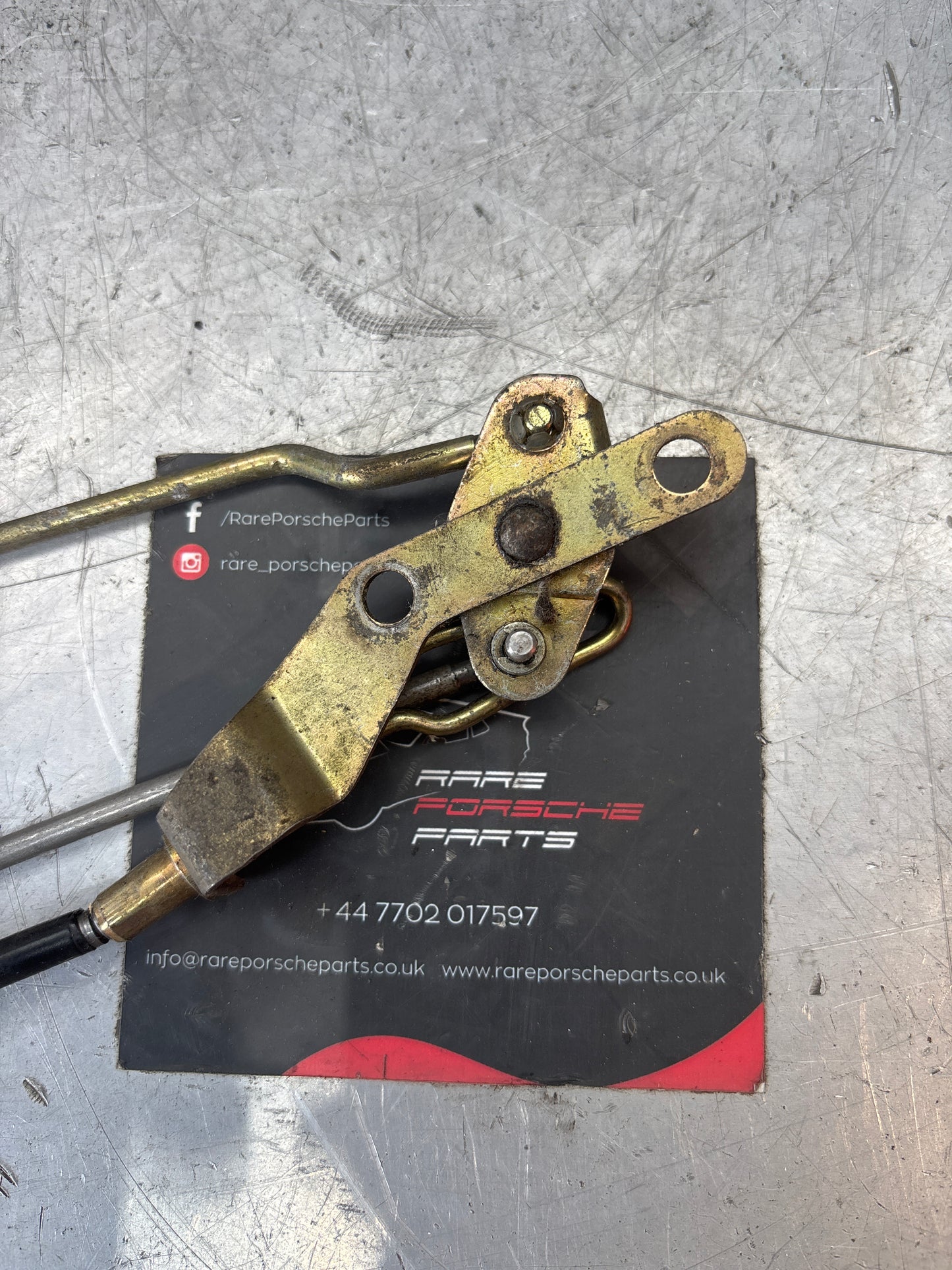 Porsche 924S/944 tailgate locking release cable with rods 94451209703, used late type