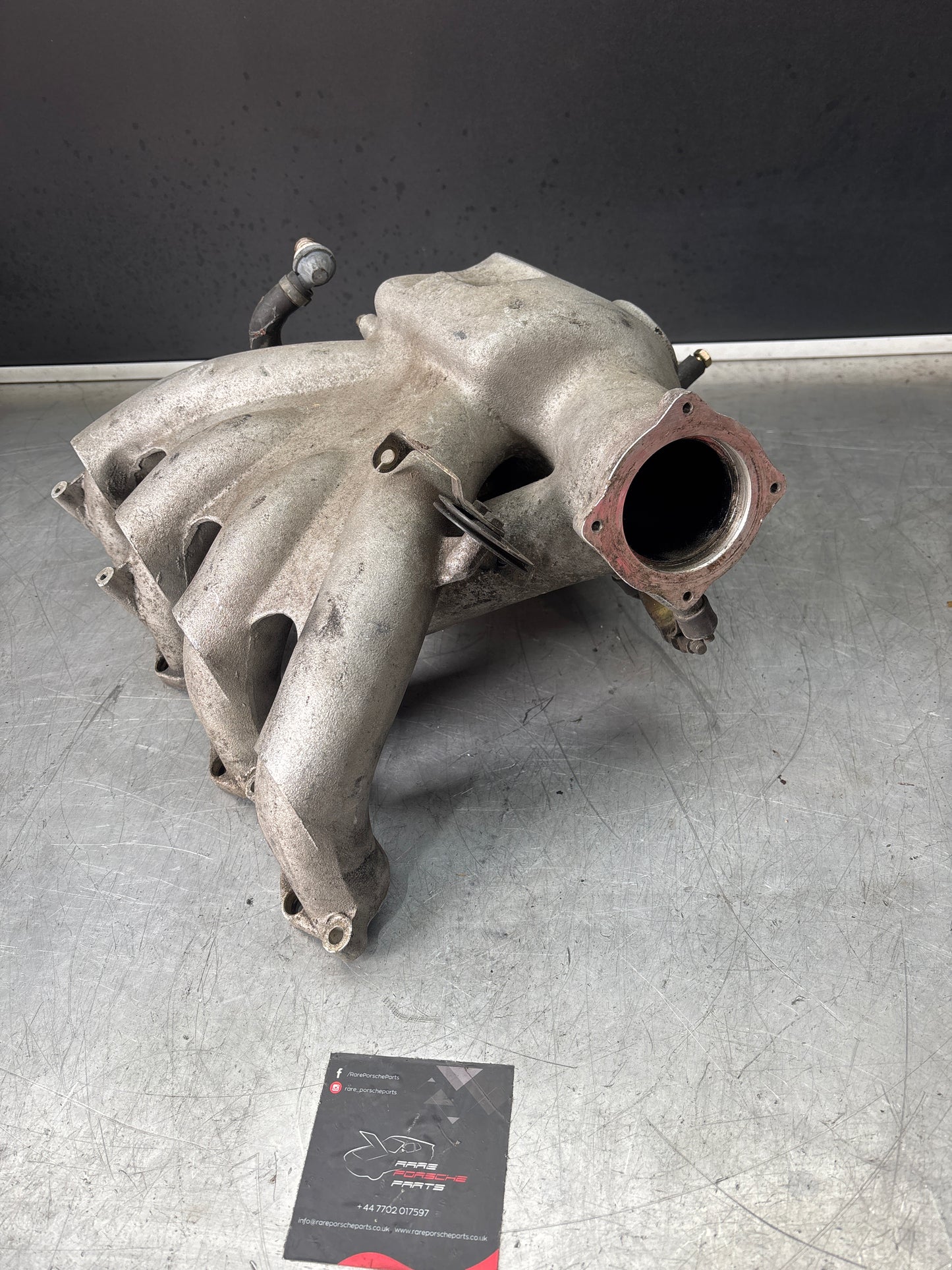 Porsche 968 3.0 intake manifold M44/43 9441103354R, used