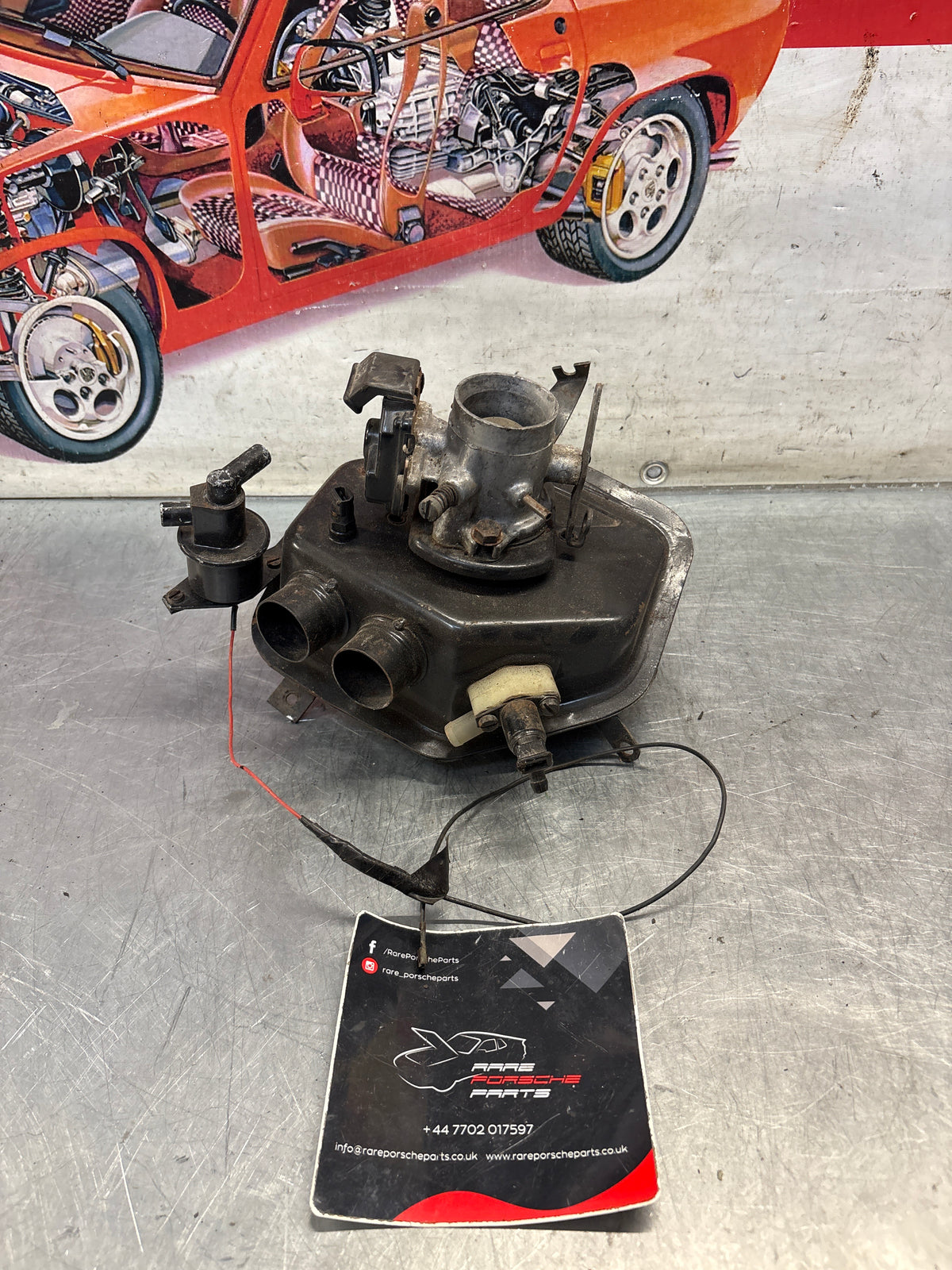 Porsche 914 2.0 air distributor housing, used 039133055B