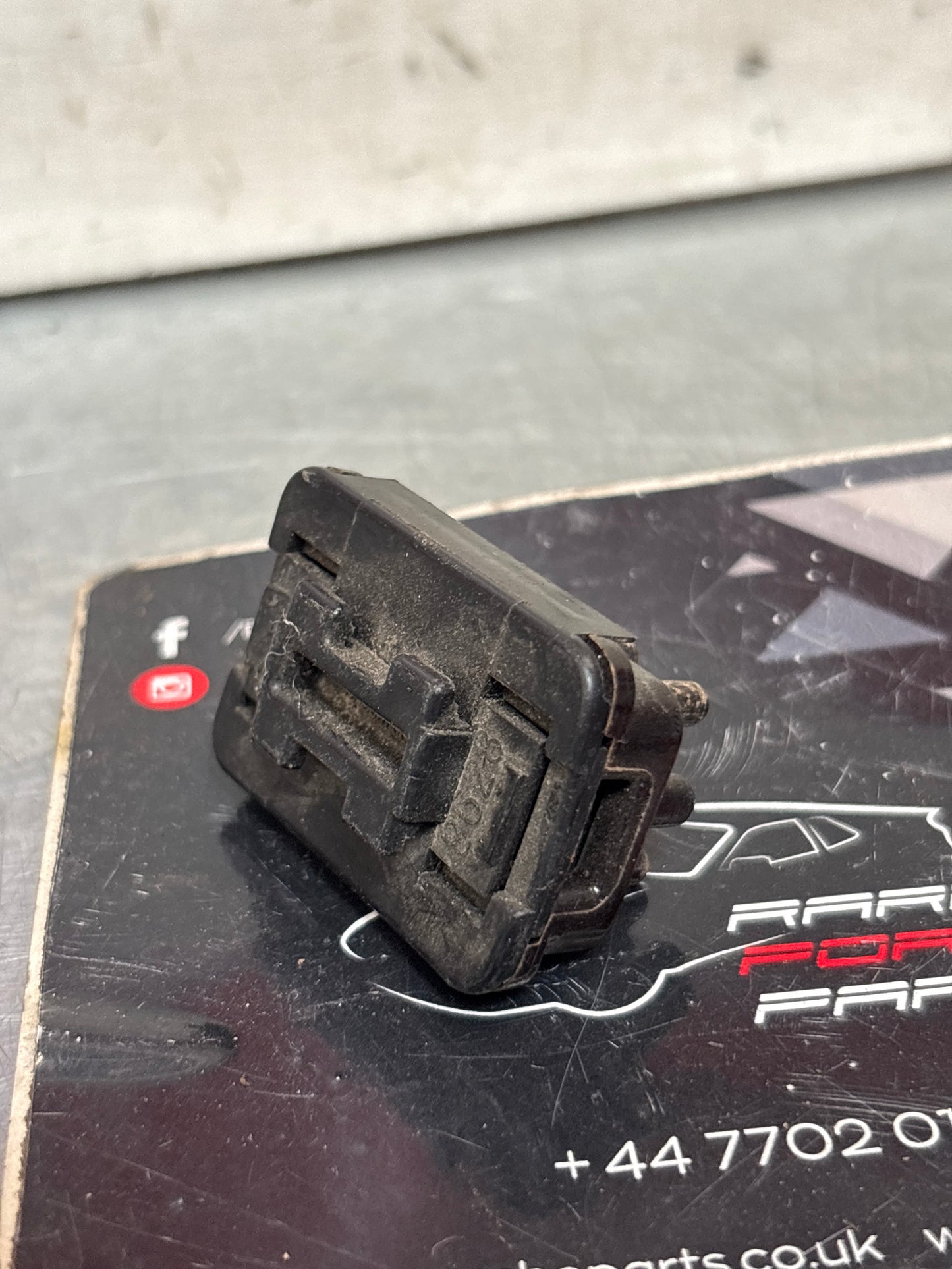 Porsche 928 GTS coding plug, used 92860743900