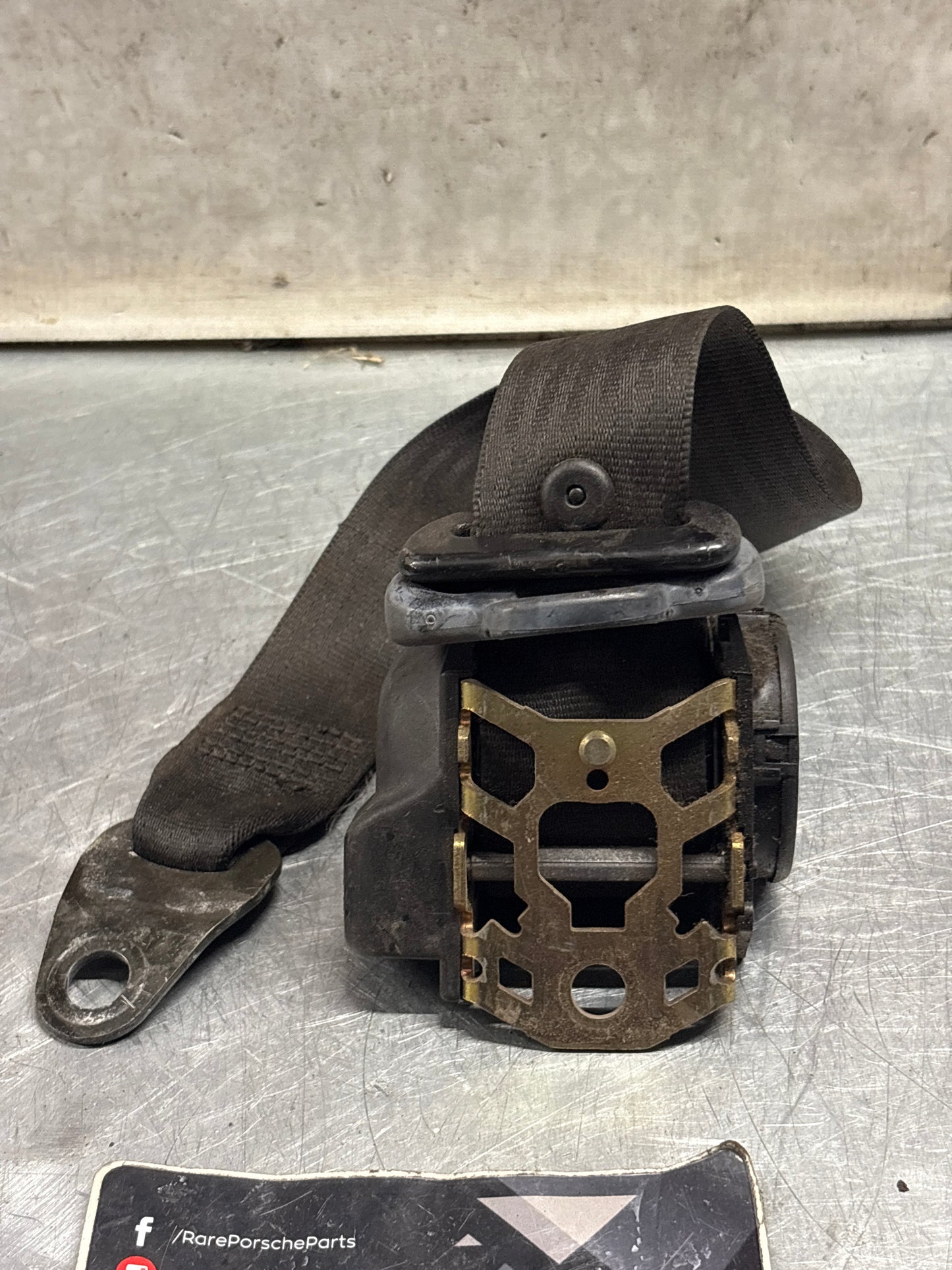 Porsche 911 964 left seat belt, used 96480303300