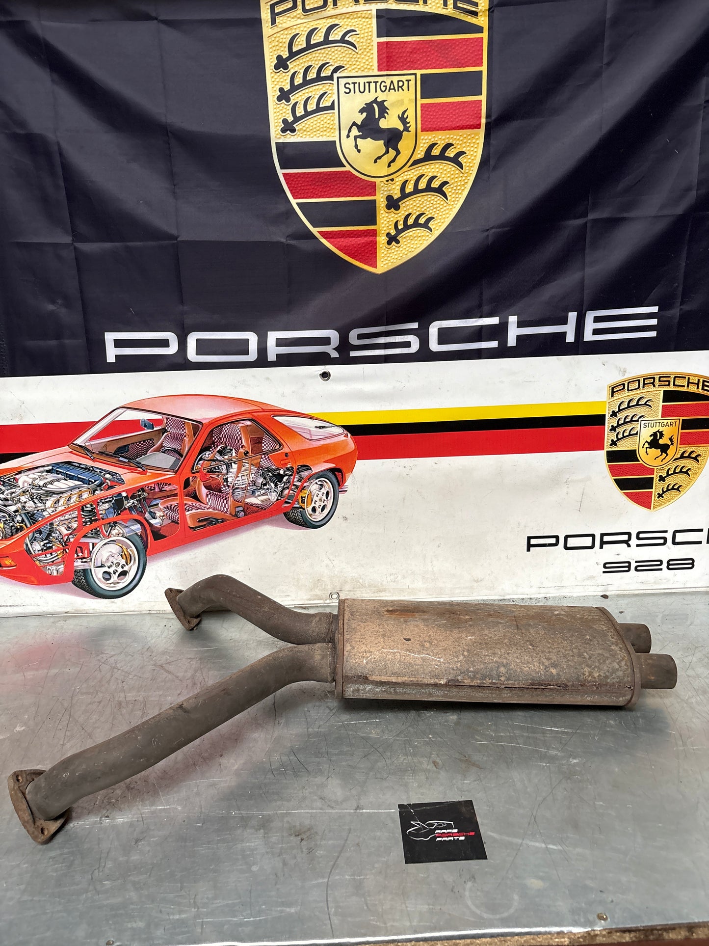 Porsche 928 middle exhaust silencer, 92811109001 used