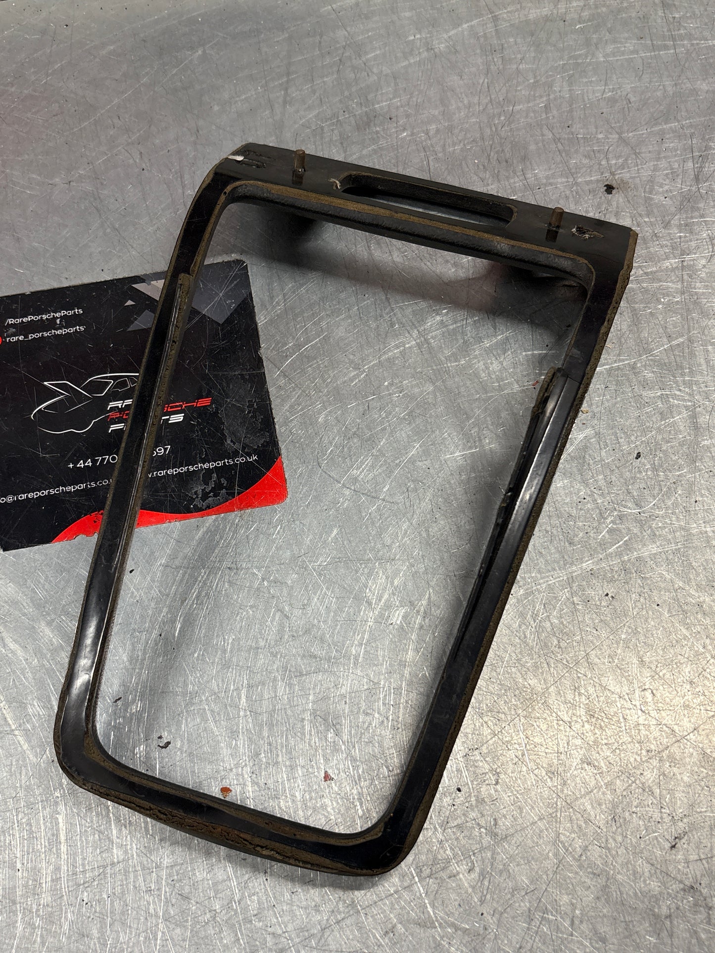 Porsche 928 Centre Console Gear Stick Surround Trim 92855204708 Black used