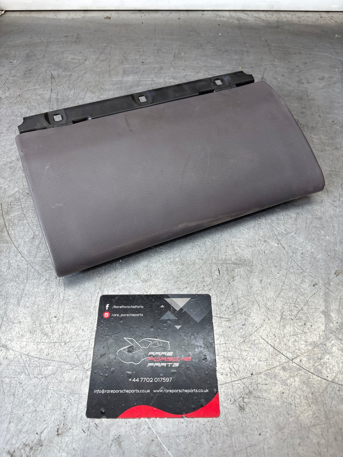 Porsche 944 85-92 glove box lid grey used