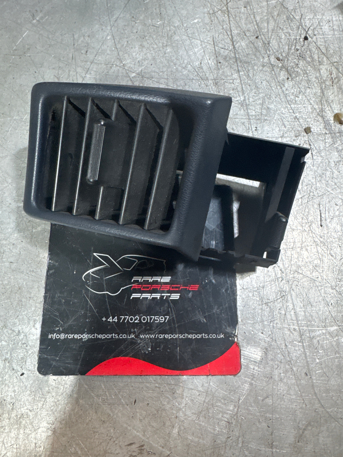 Porsche 944 Marine Blue Left Interior dash air vent. 94457225200. 944 527 251200 used