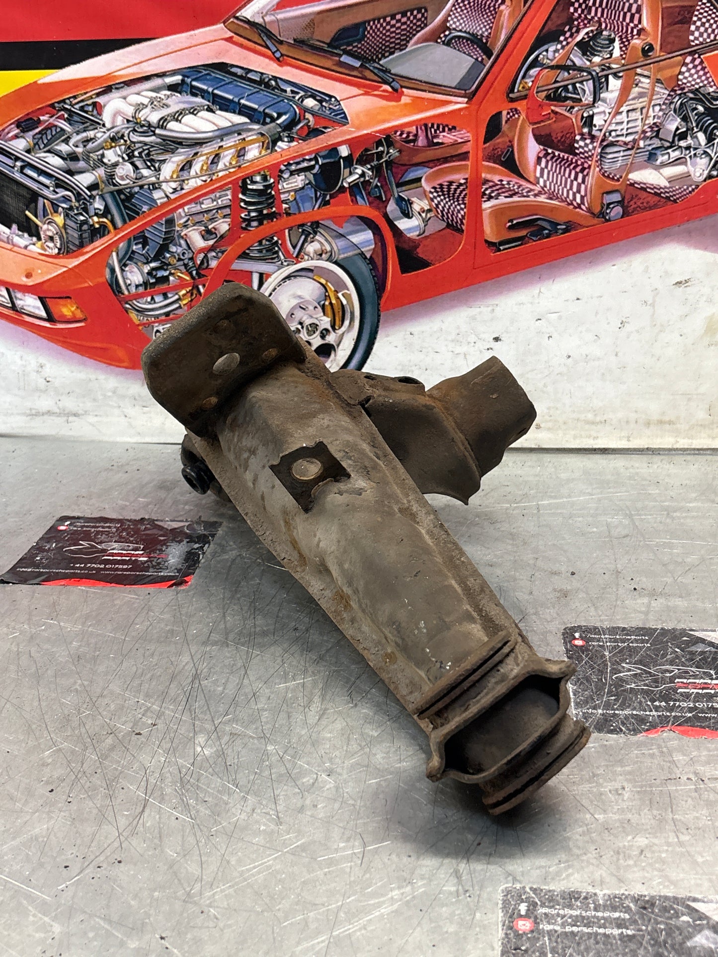 Porsche 924 944  -85.5 Rear left trailing arm, used 94433102100