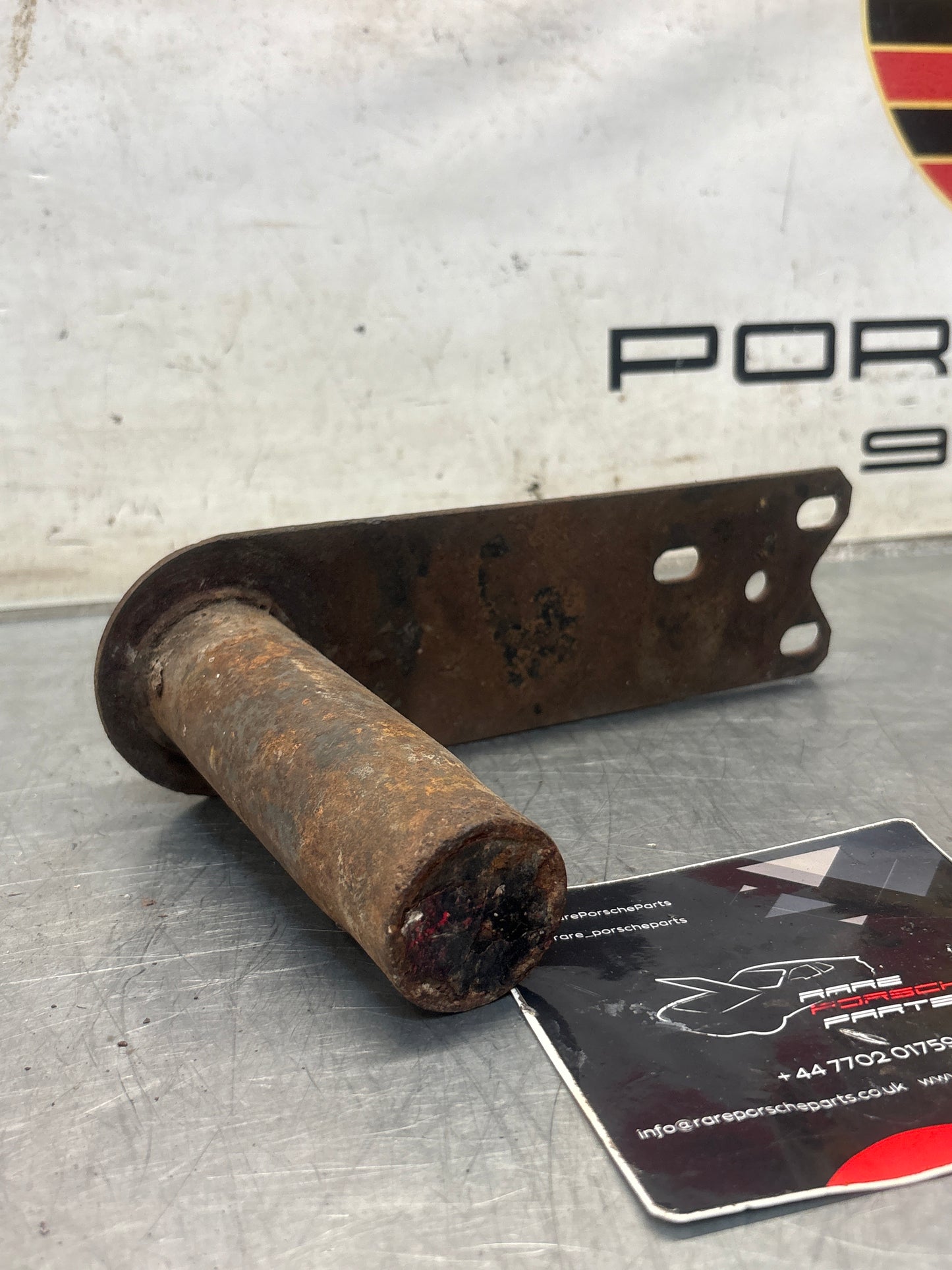 Porsche 924 76-79 right trailing arm, used 113511206B