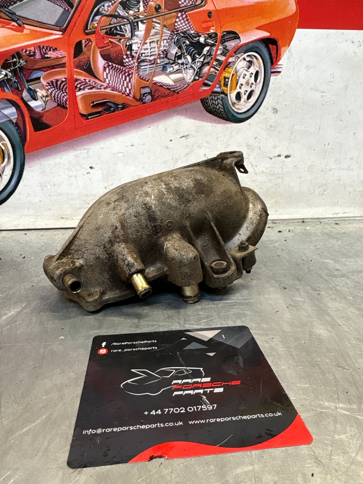 Porsche 928S throttle valve body housing, LHD, used 9281101993R