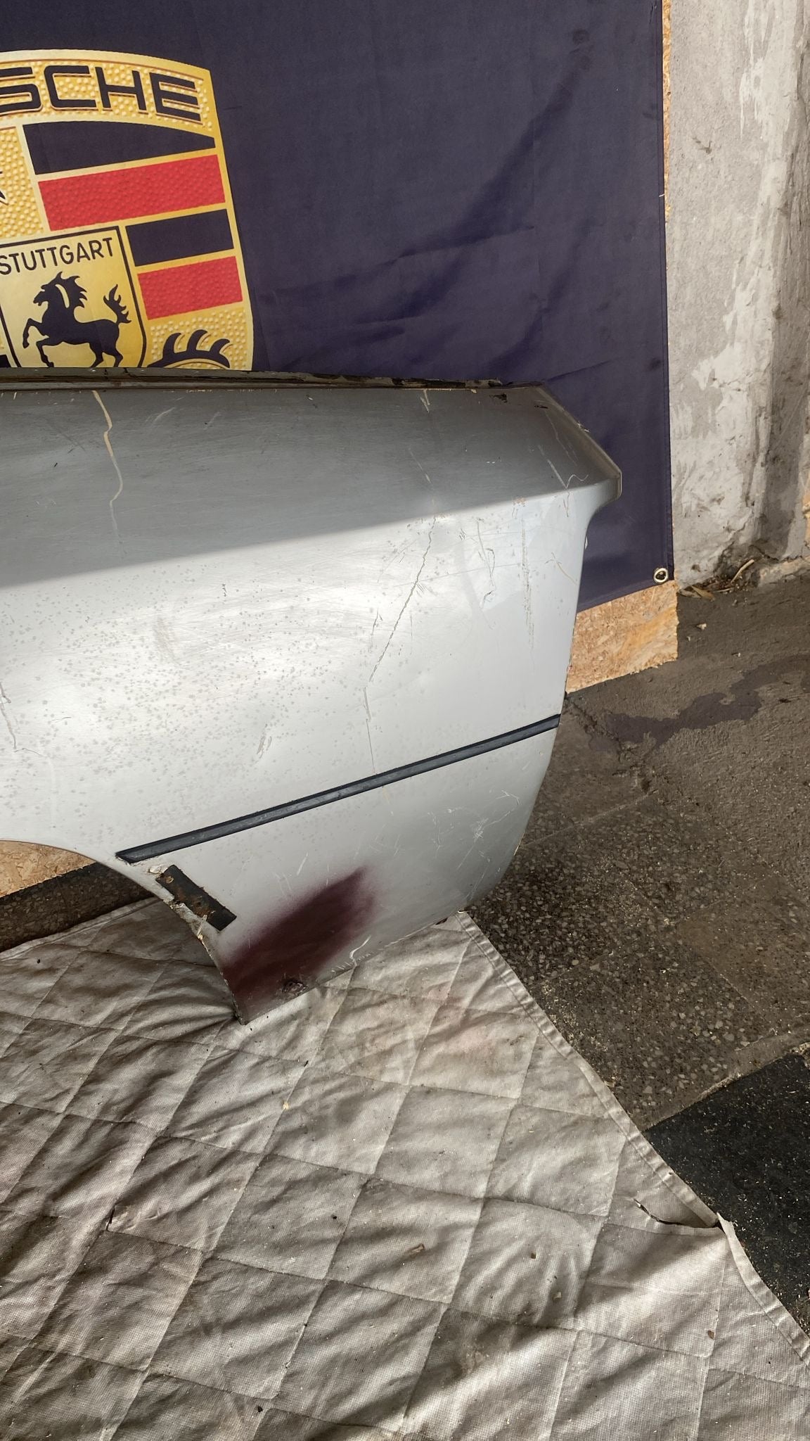 Porsche 924 left sill / fender section, 477809601B cut