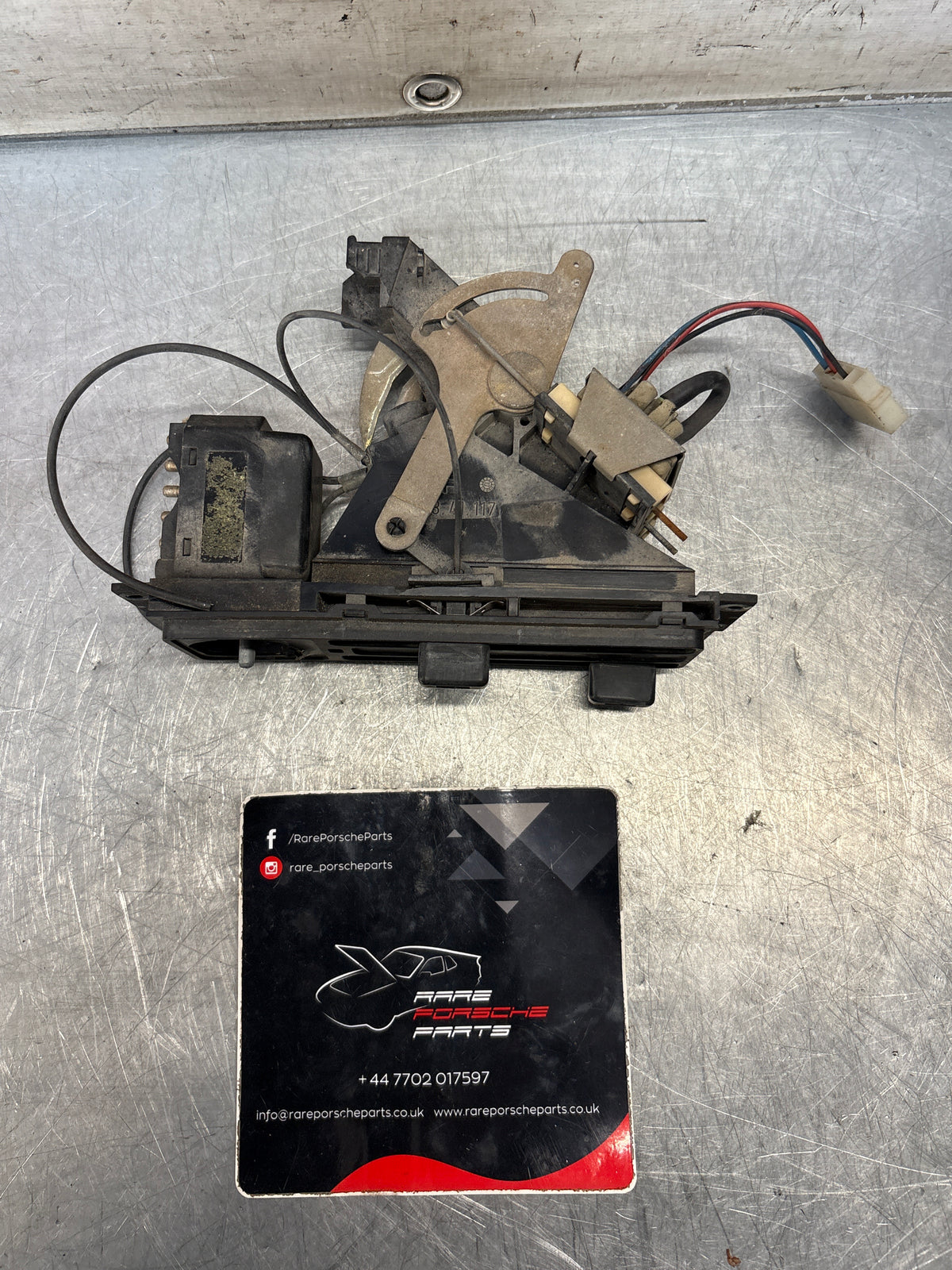 Porsche 928 early climate control panel, used