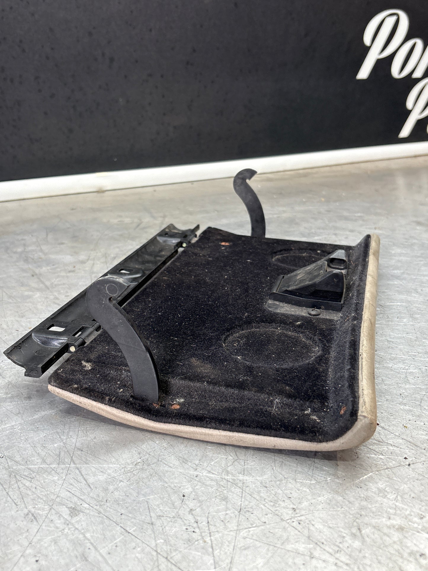 Porsche 944 85-92 glove box lid cream used