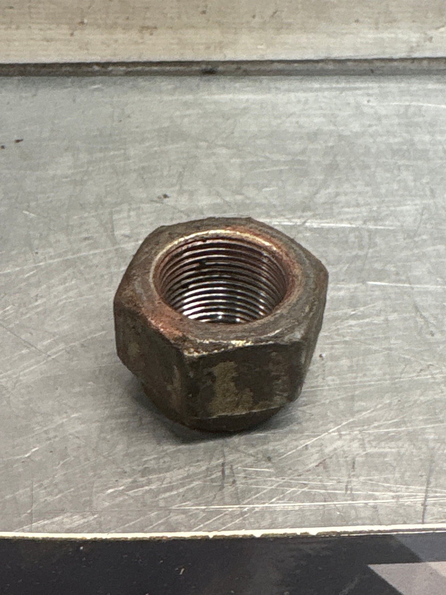 Porsche 928 944 968 911 wheel hub locking nut, used 90091009302