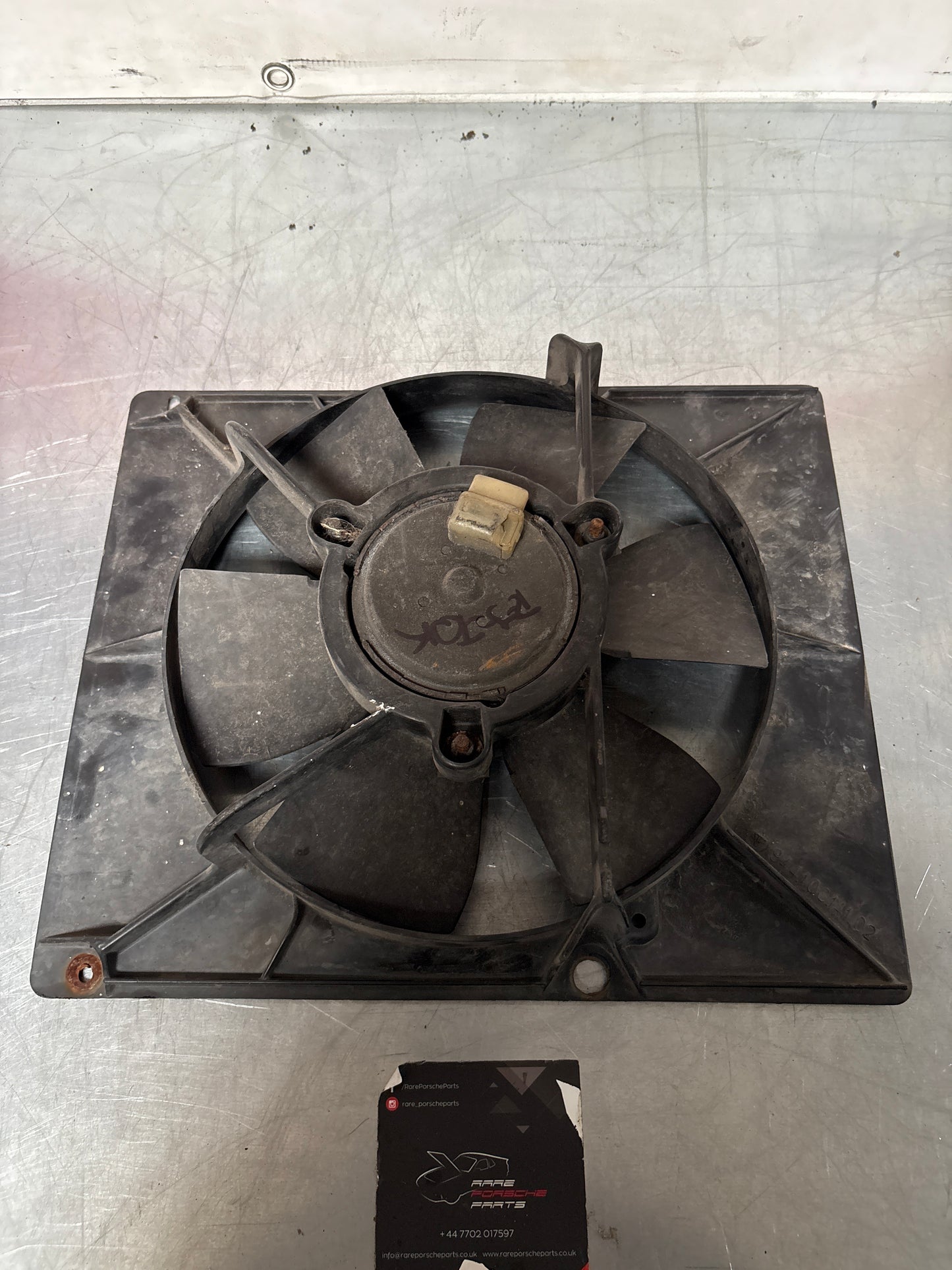 Porsche 944 Single Radiator cooling Fan and surround 94410614102, 0130304208 used