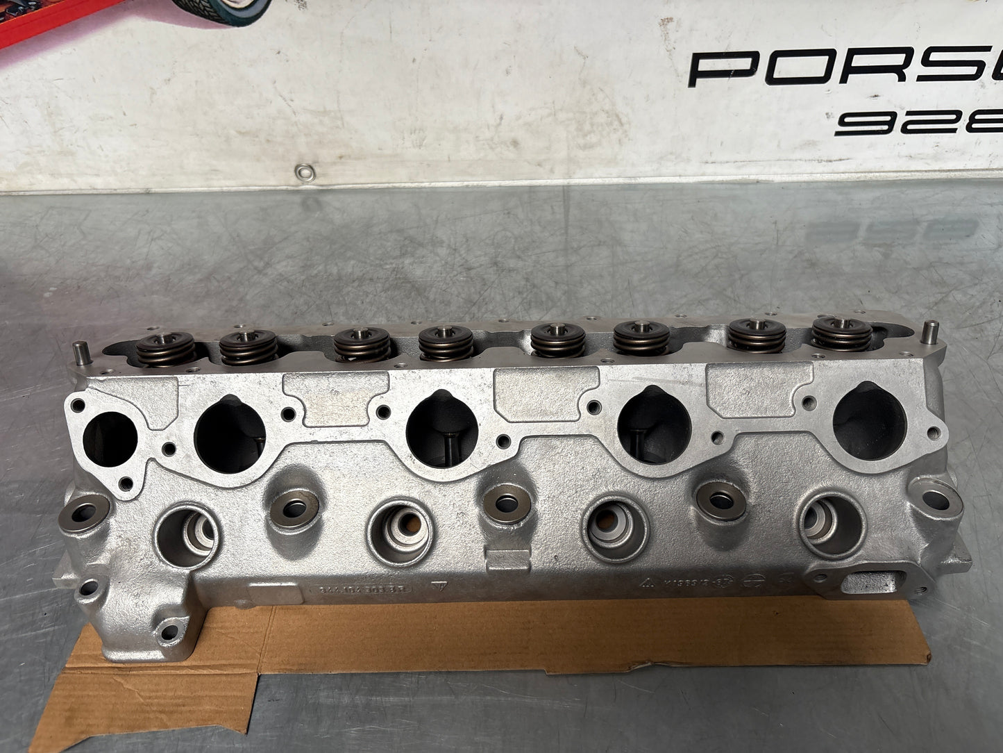 Porsche 944 cylinder head, refurbished 9441043038R