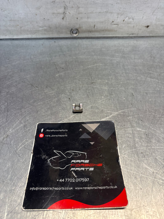 Porsche 928 reatining plate, used 99916603402