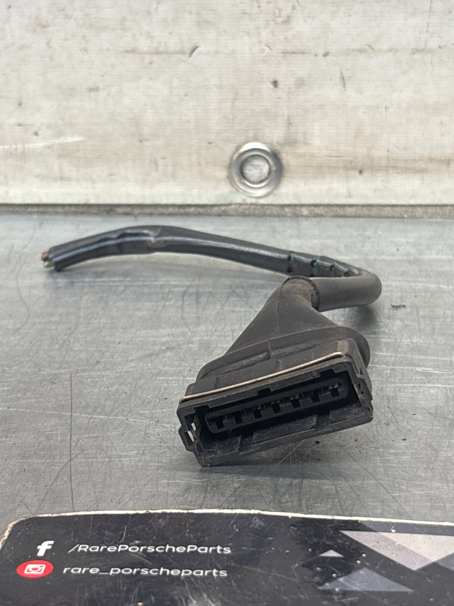 Porsche 911 terminal sleeve connector harness, used 022906233C