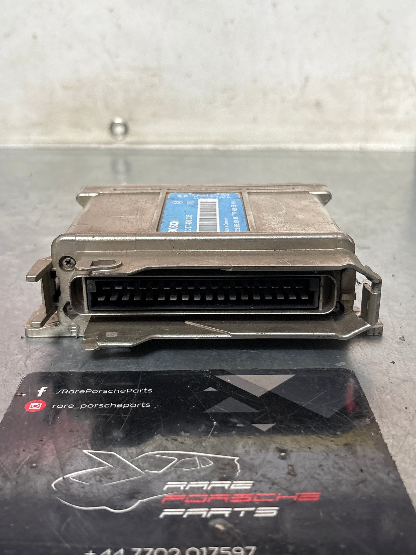 Porsche 928 ignition control unit, used 92861812411 / 0227400035