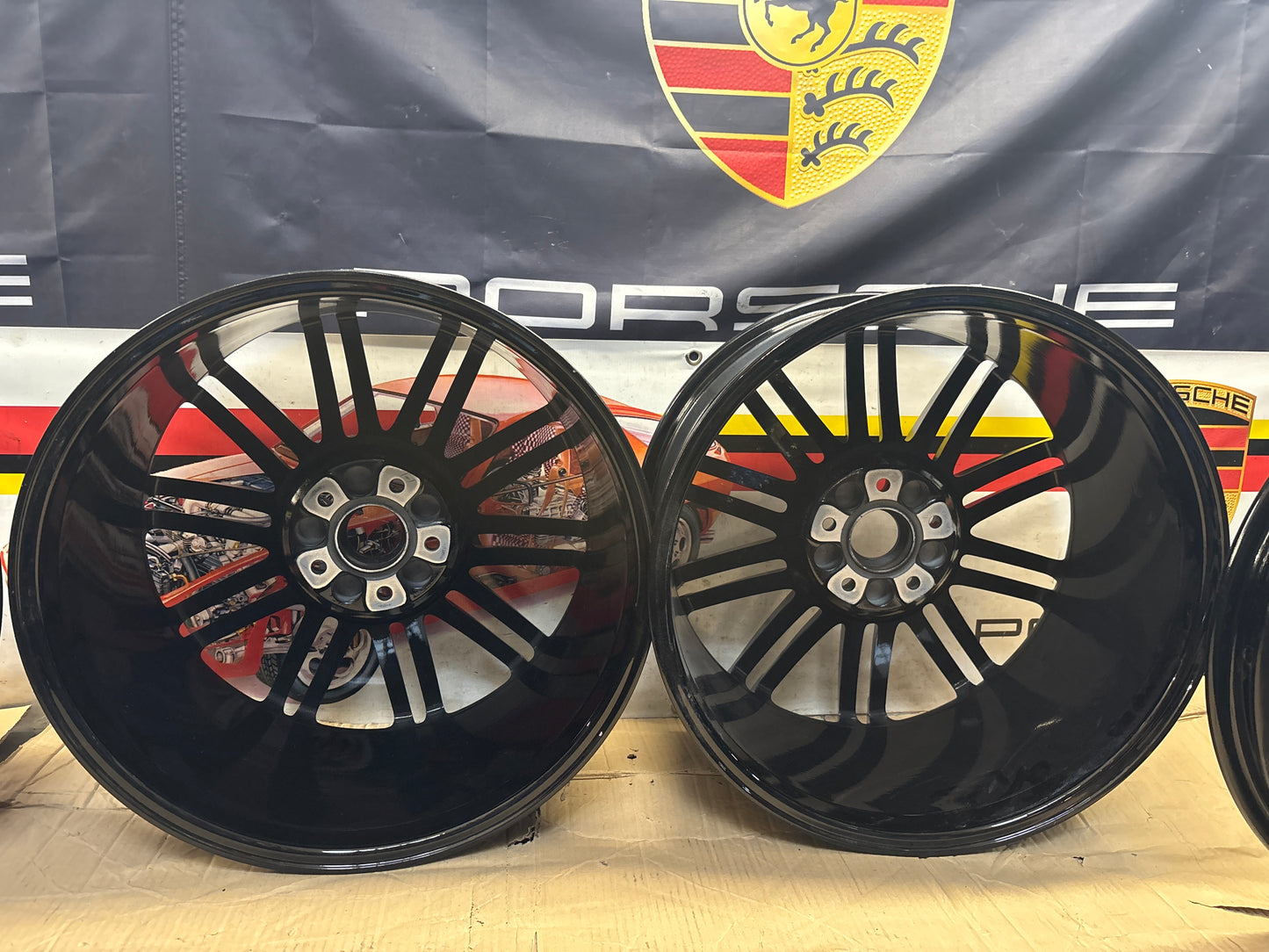 Porsche Cayenne 21-inch wheel set 92A Turbo III wheel 7P5601025AE, refurbished