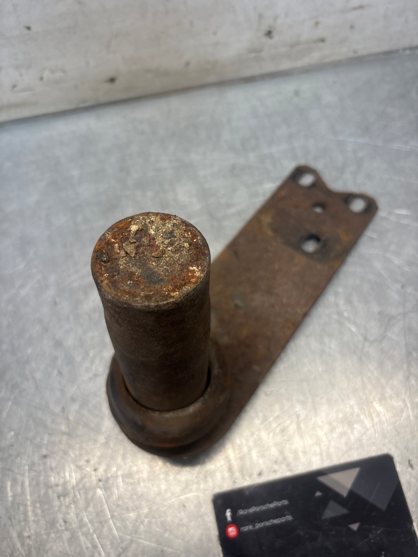 Porsche 924 76-79 left trailing arm, used 113511205B
