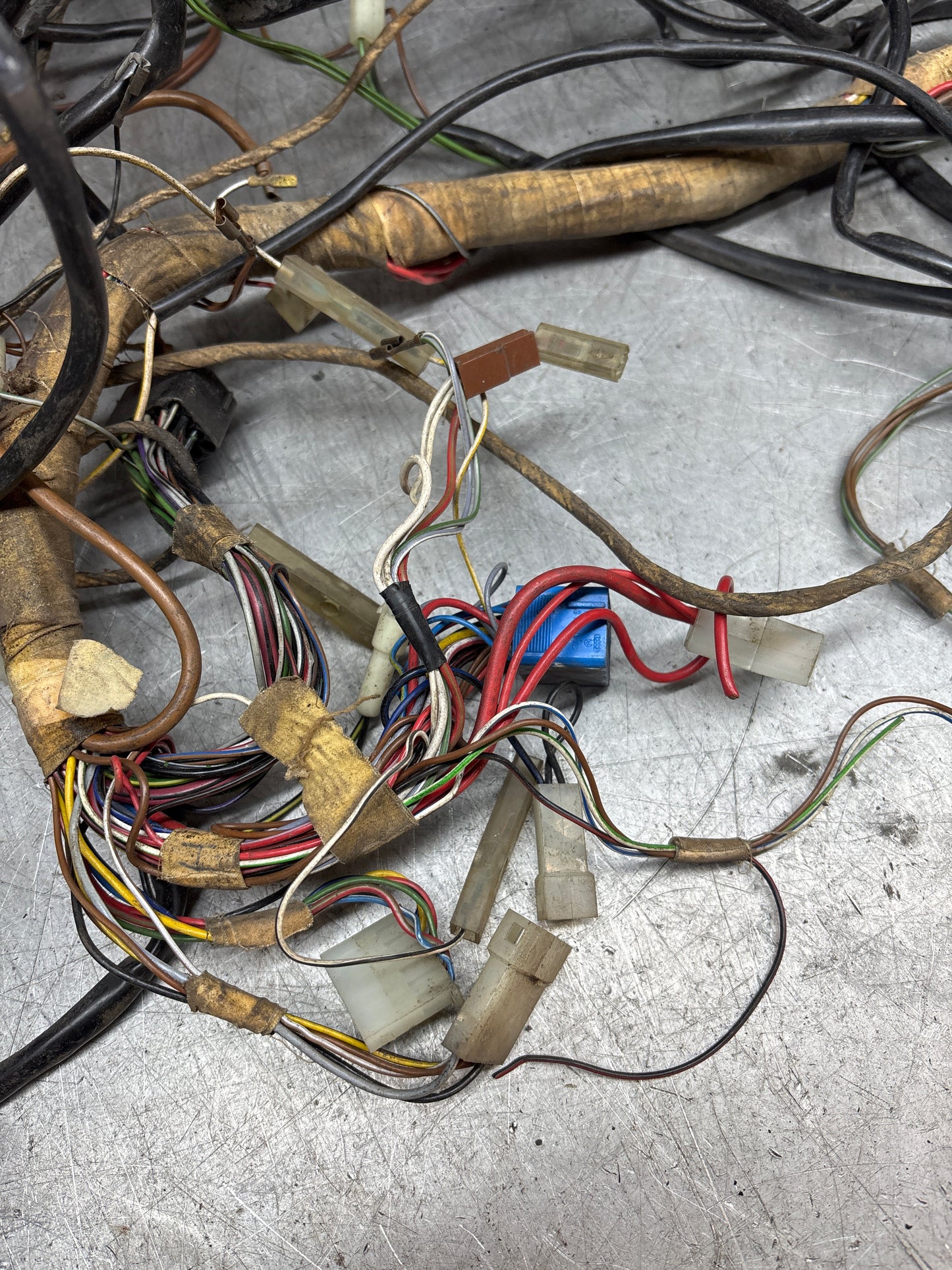 Porsche 944 1983 interior wiring loom, front (dash) section, used, with sunroof