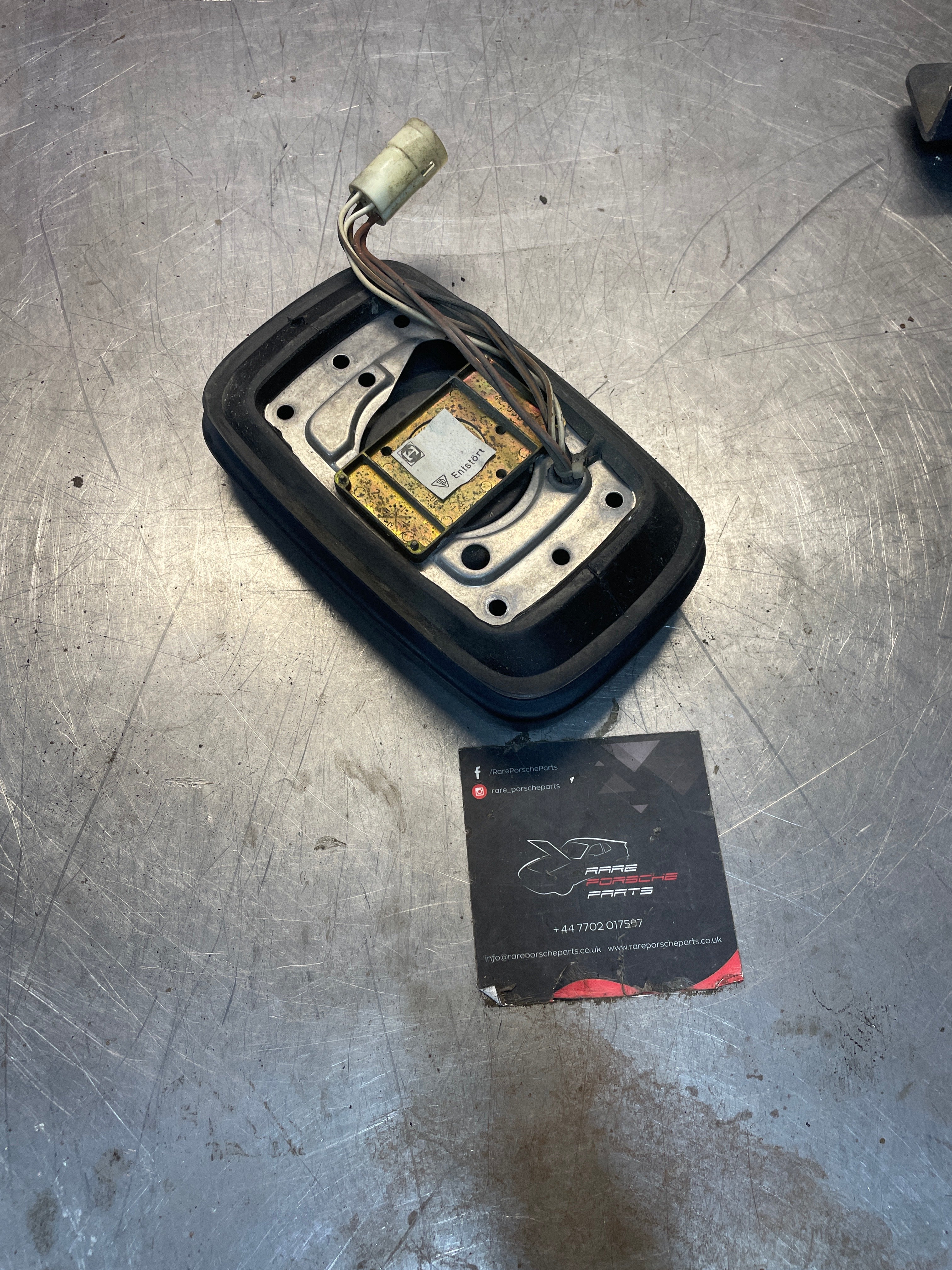 Porsche 944 85.5 onwards / S2 / turbo door mirror motor left/right 944 ...