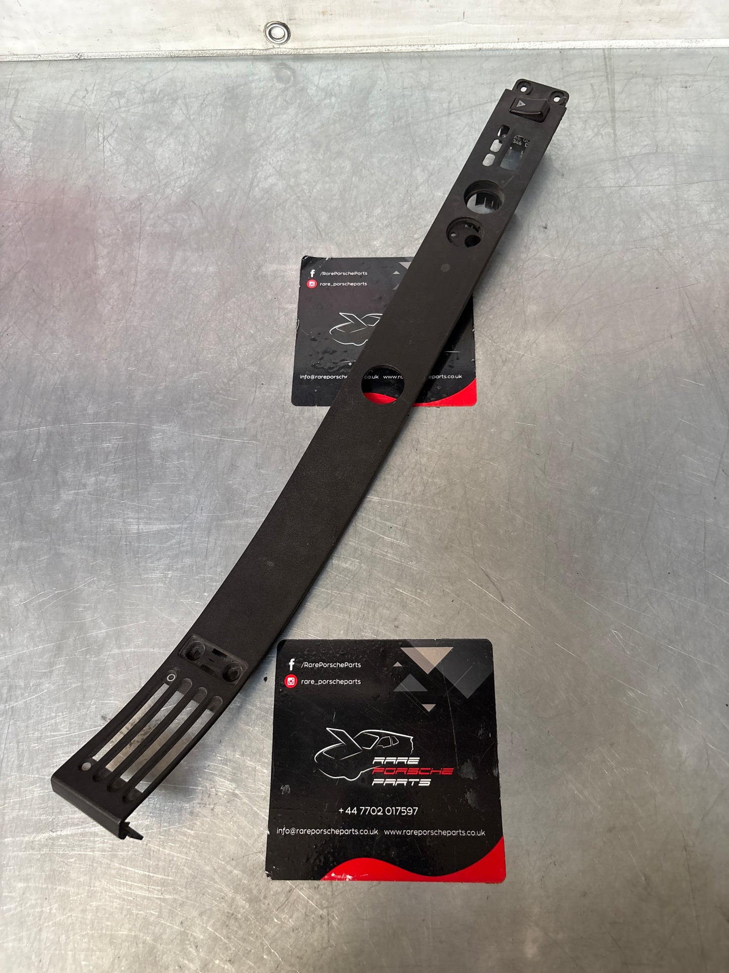 Porsche 944/968 oval dash switch surround trim 94455243600 used, LHD