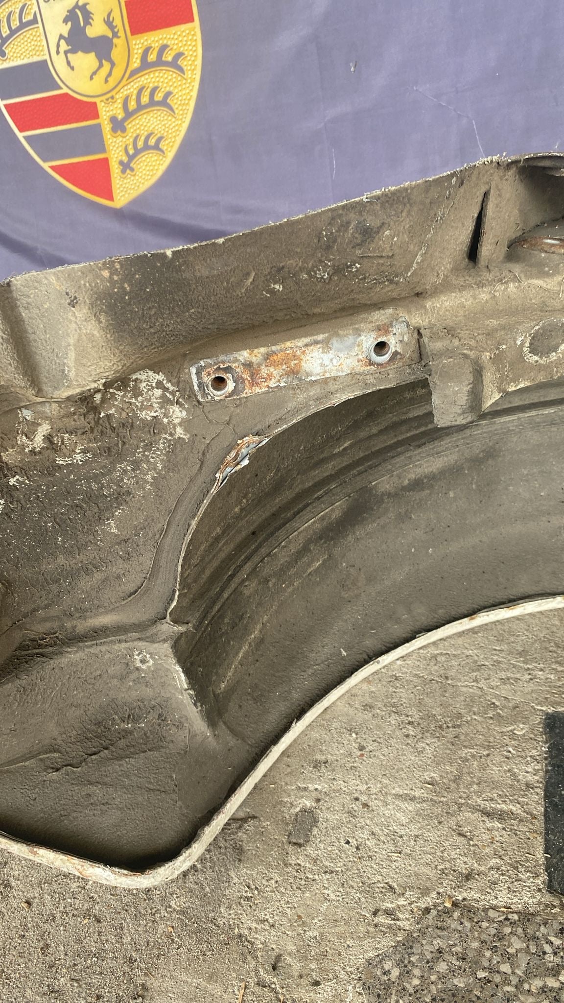 Porsche 944 Right side cut, rear fender 94450390403,