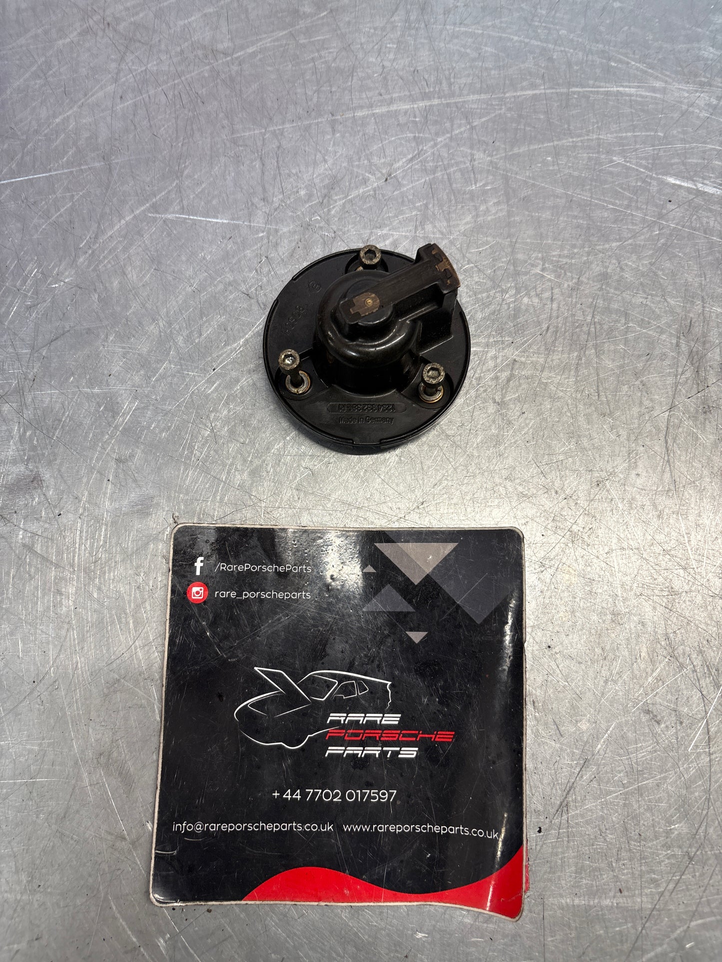 Porsche 944 S2 / 968 ignition rotor arm, used 94460221301