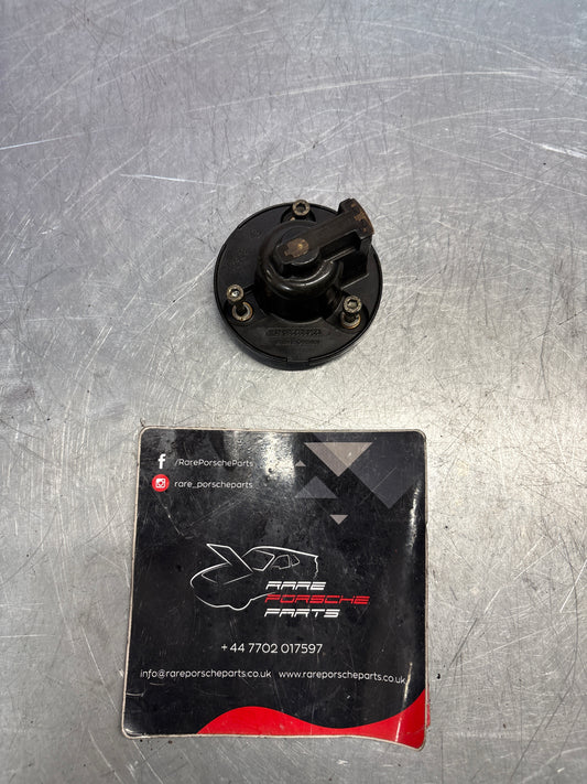 Porsche 944 S2 / 968 ignition rotor arm, used 94460221301