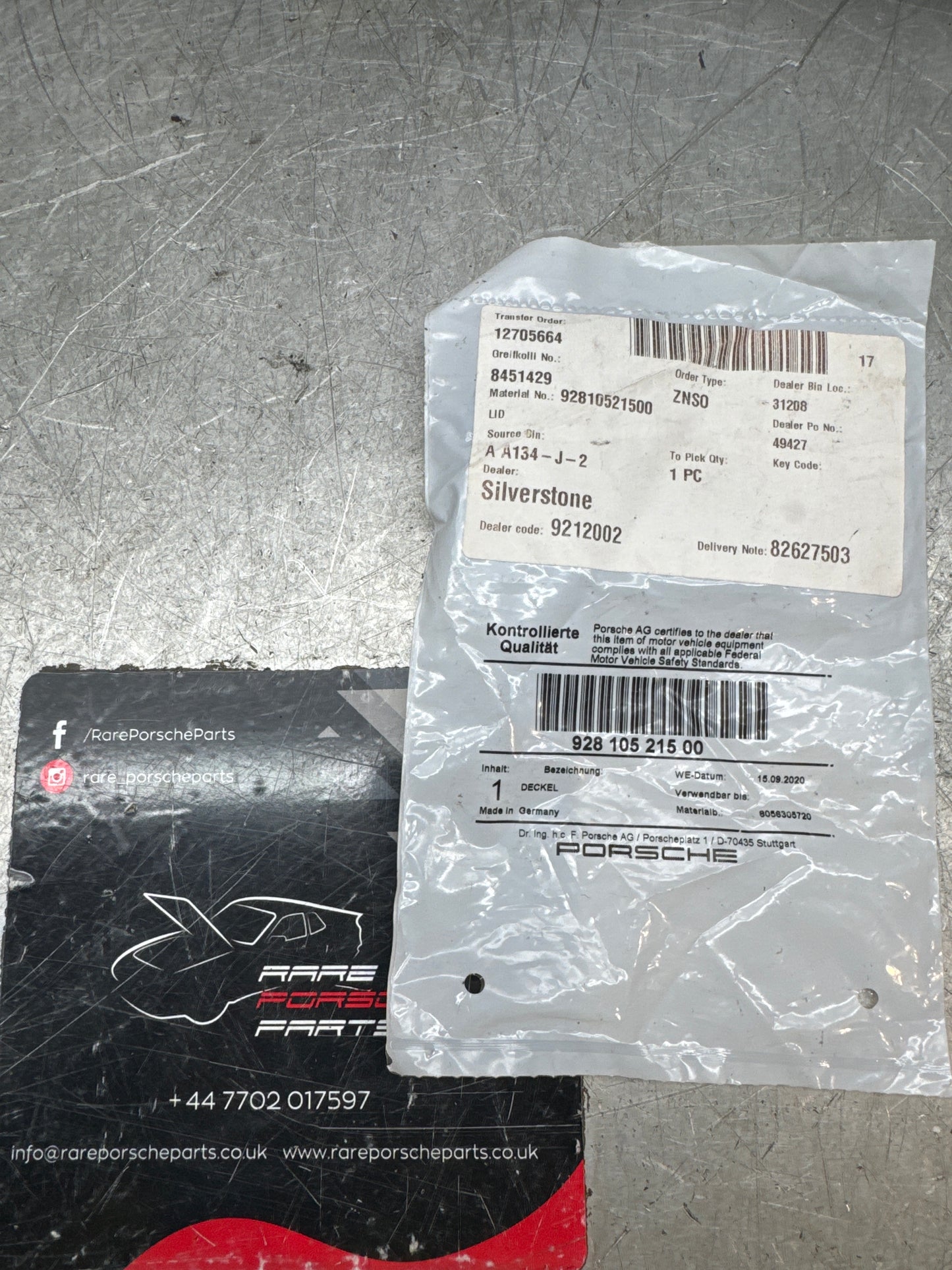 Porsche 928 cylinder head plug, new 92810521500
