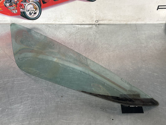 Porsche 928 S rear quarter side glass, left, green 92854310508 used