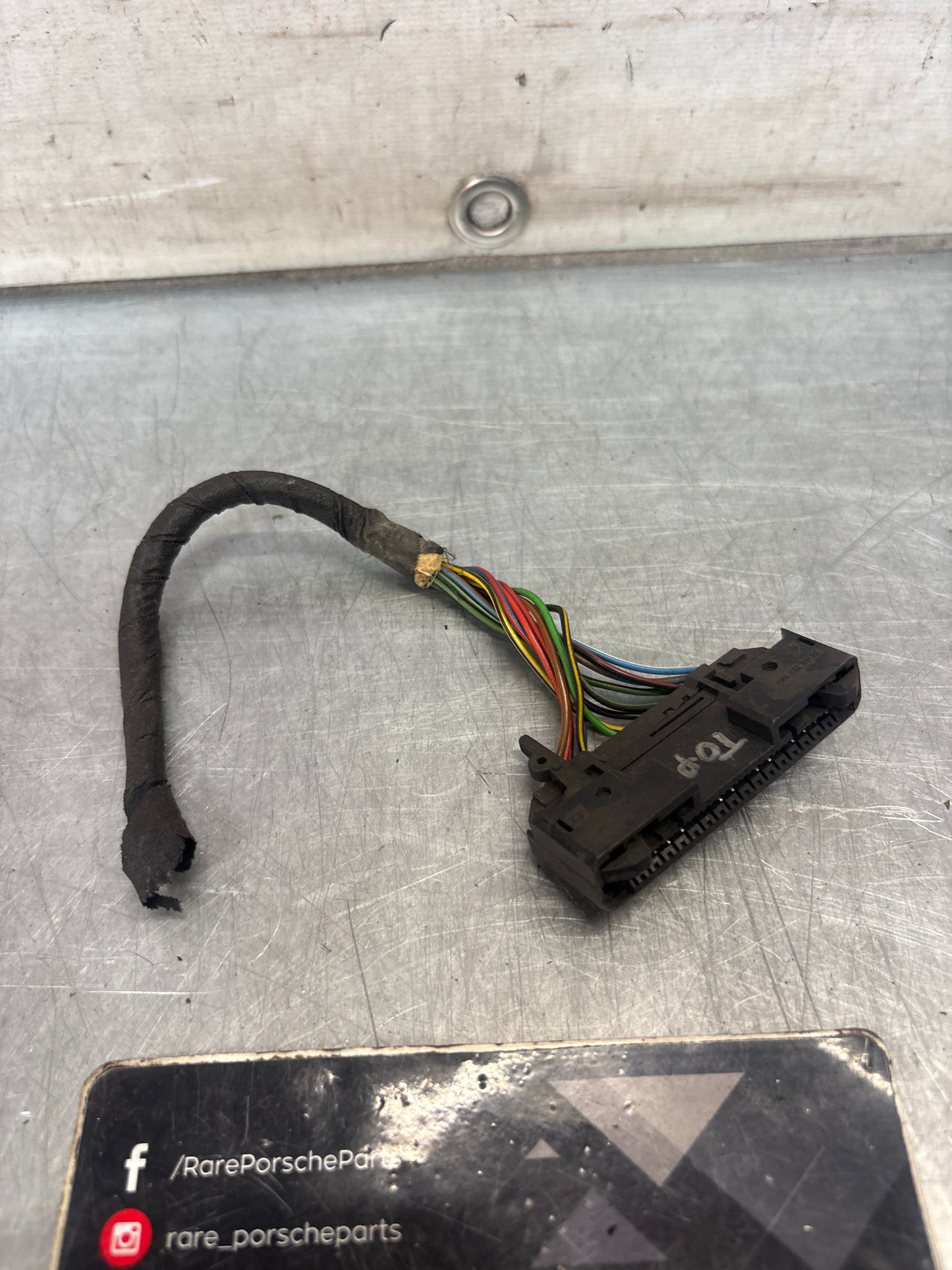 Porsche 944 cable harness connector, used 94461231100