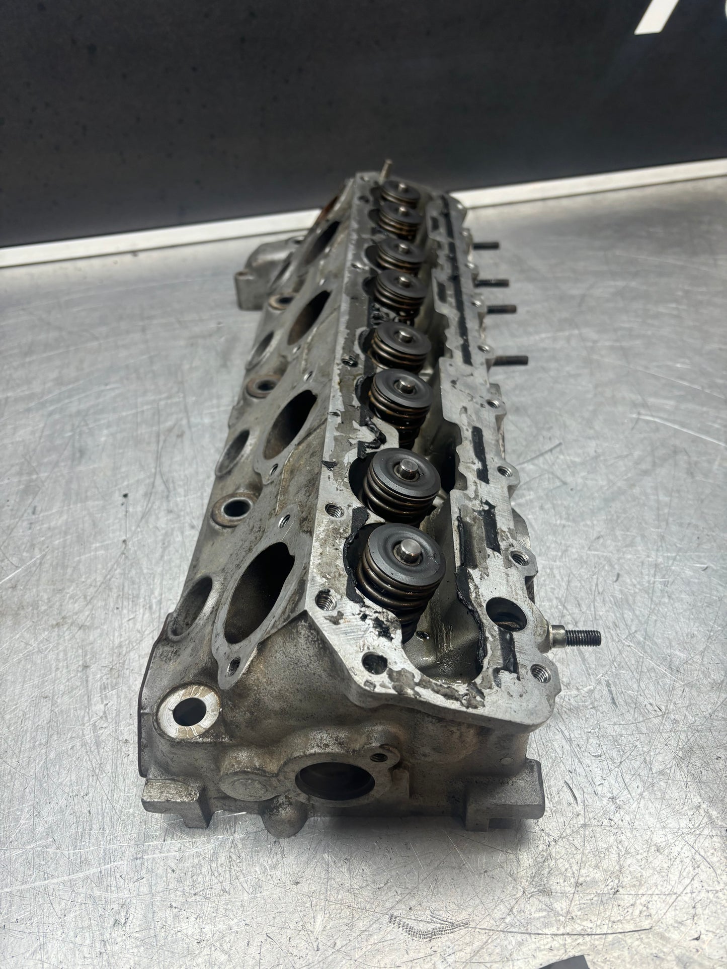 Porsche 944 2.7 cylinder head, used 9441043102R