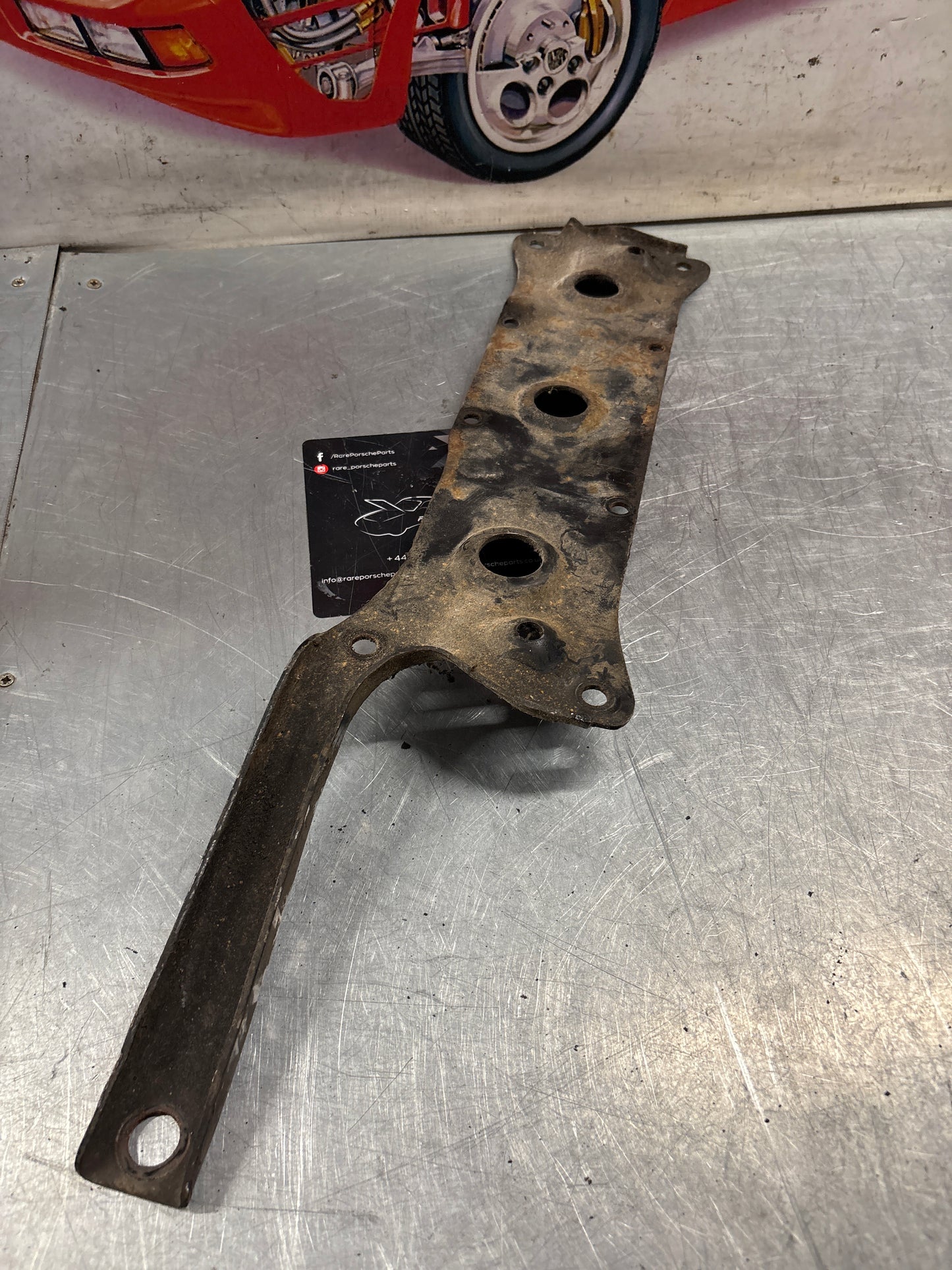 Porsche 928 protective plate LHD 92837501900